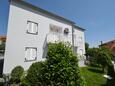 Njivice, Krk, Object 20486 - Appartementen with pebble beach.