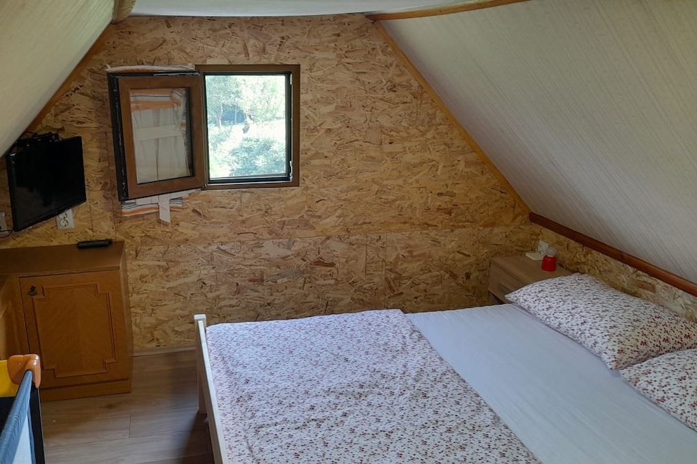 Two bedroom house with terrace Zdihovo, Gorski kotar  K