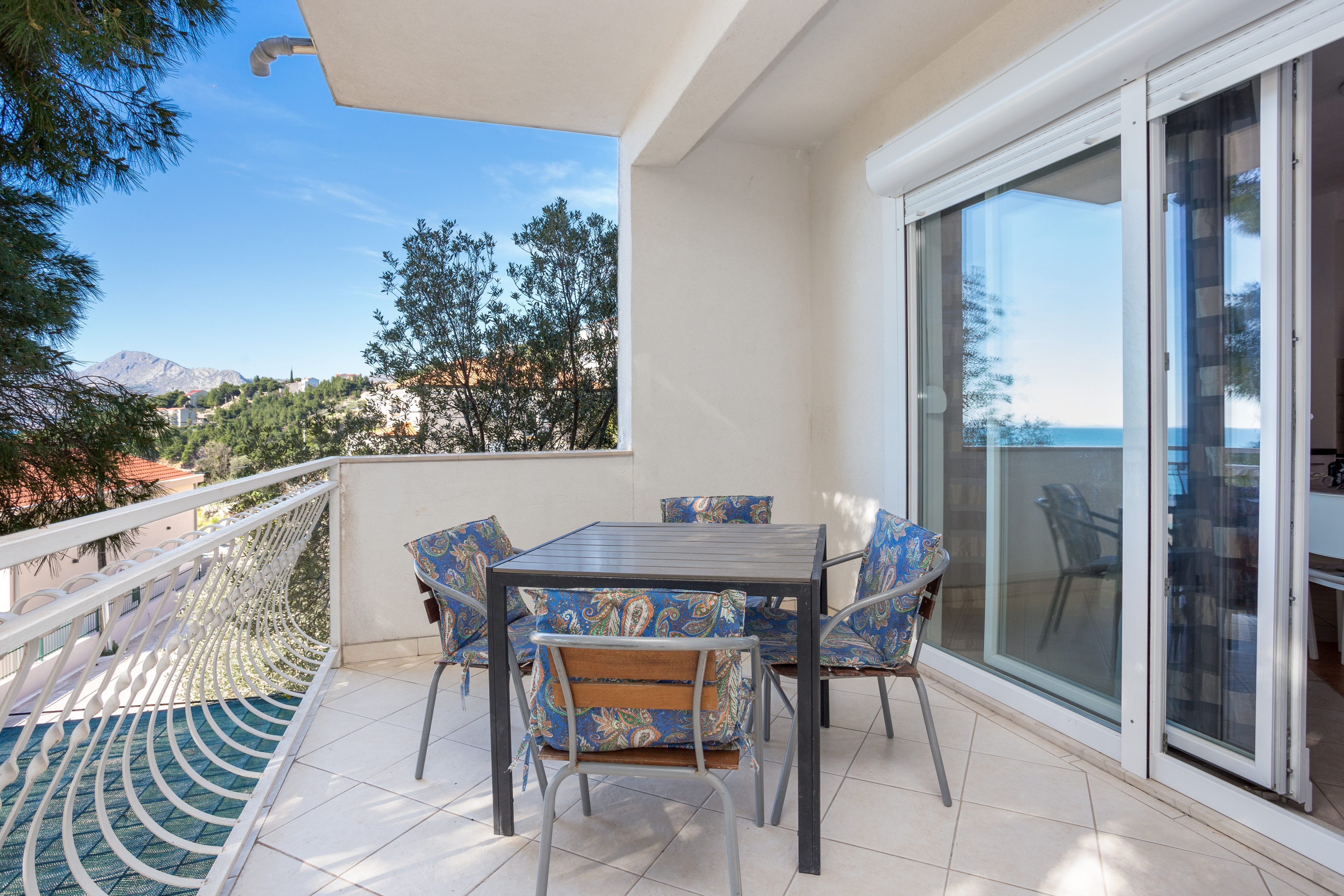 One bedroom apartment with terrace and sea view Balića Rat, Omiš  A-a