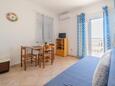 Dining room Mandre, Dining room in the apartment, air condition available and WiFi.