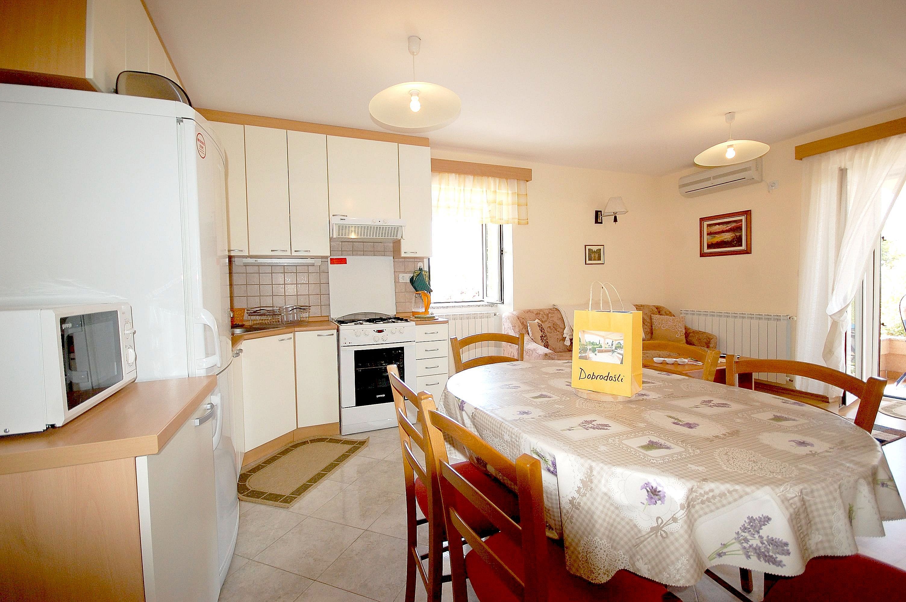 Two bedroom apartment with terrace Sveti Vid, Krk  A-a