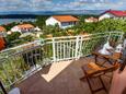 Njivice, Balkon in the studio-apartment, with a sea view en WiFi.