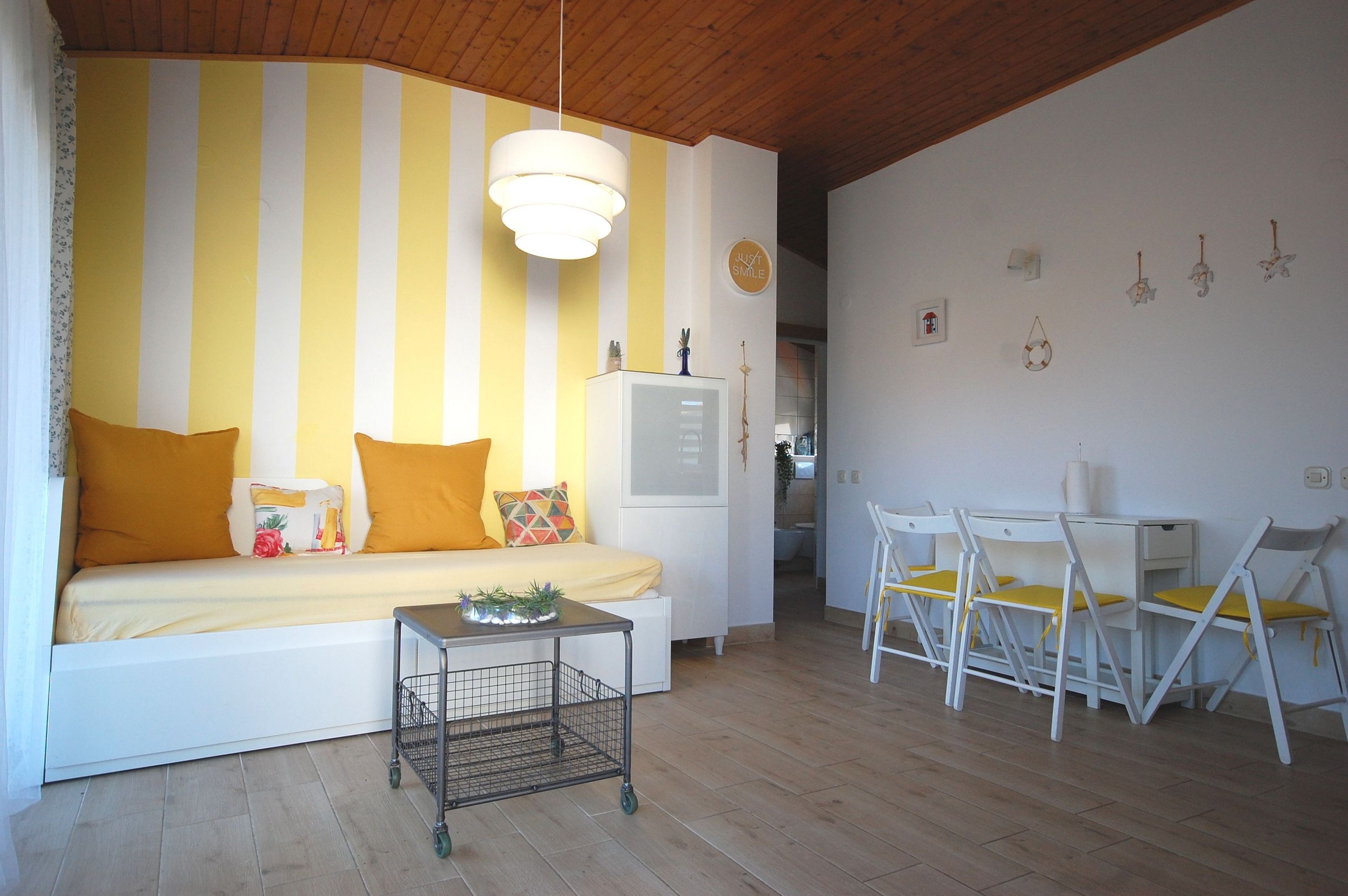 Two bedroom apartment with terrace Vantačići, Krk (A-20507-a) Two bedroom apartment with terrace Vantačići, Krk (A-20507-a)