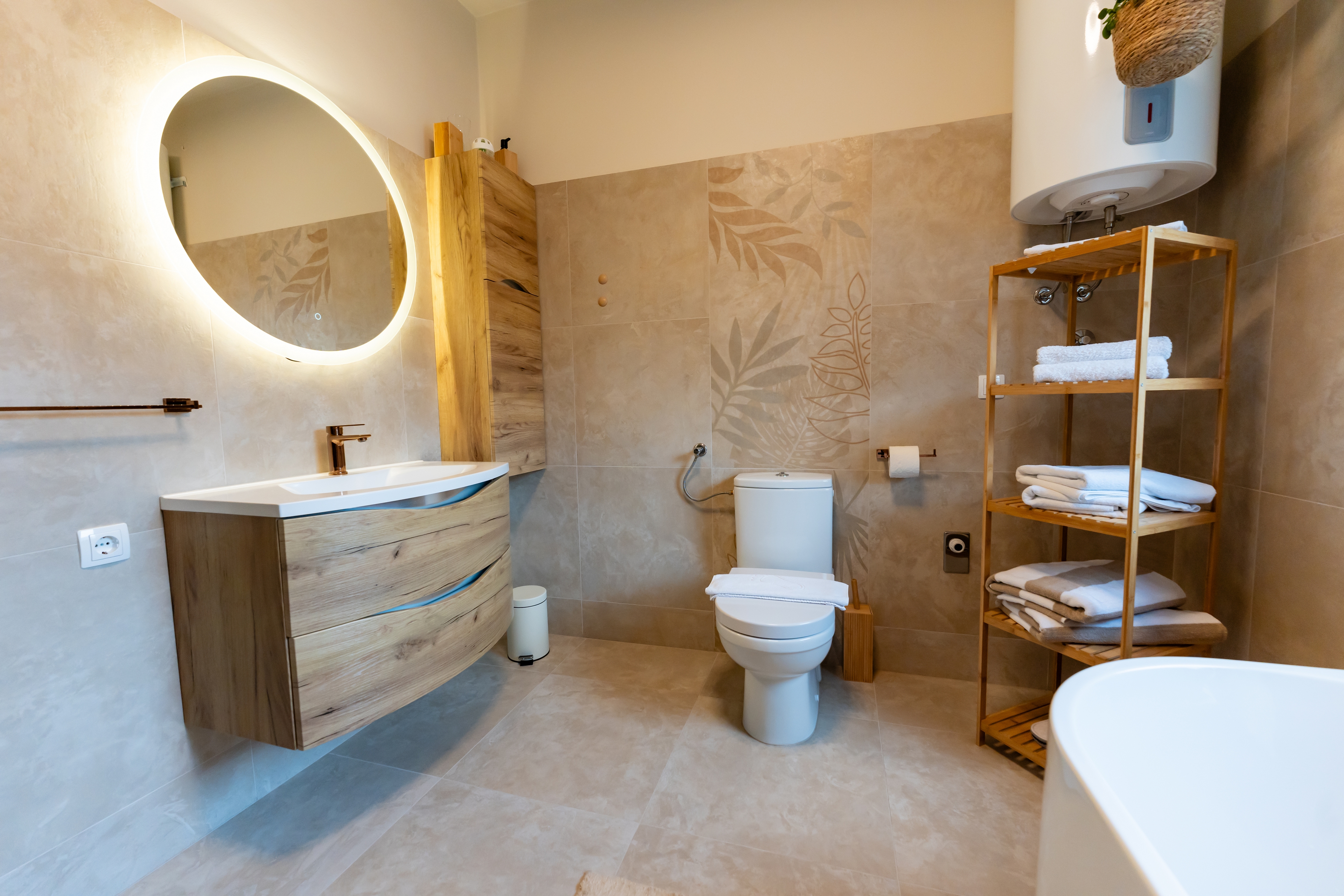 One bedroom apartment with terrace Otočac, Velebit  A-b