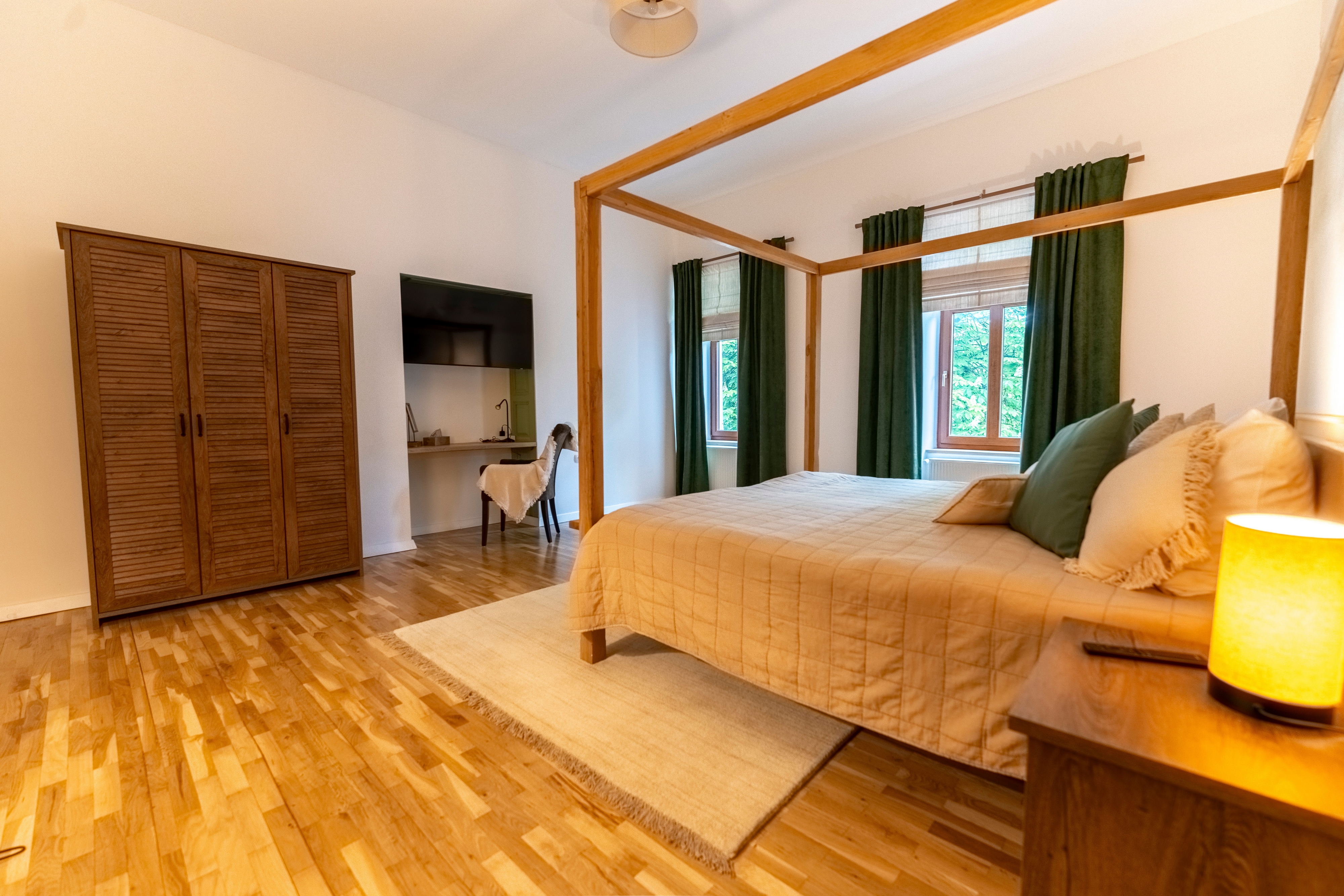 One bedroom apartment with terrace Otočac, Velebit  A-b