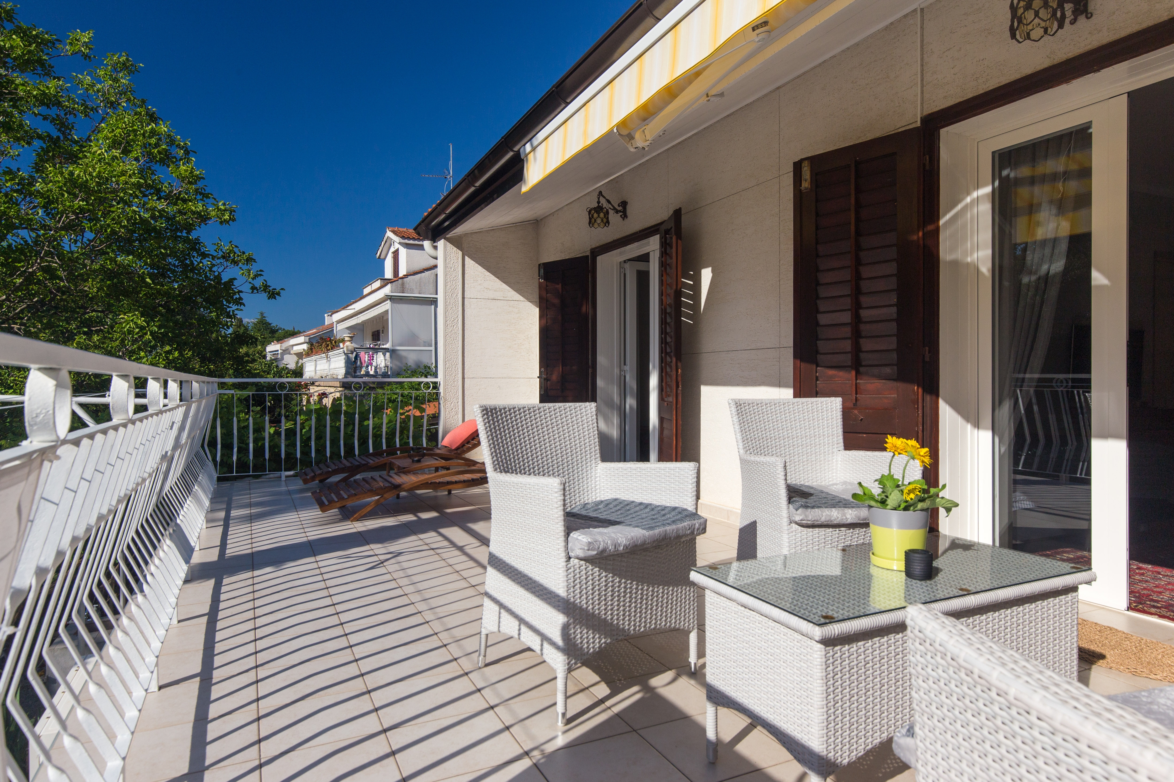 One bedroom apartment with terrace Njivice, Krk  A-a