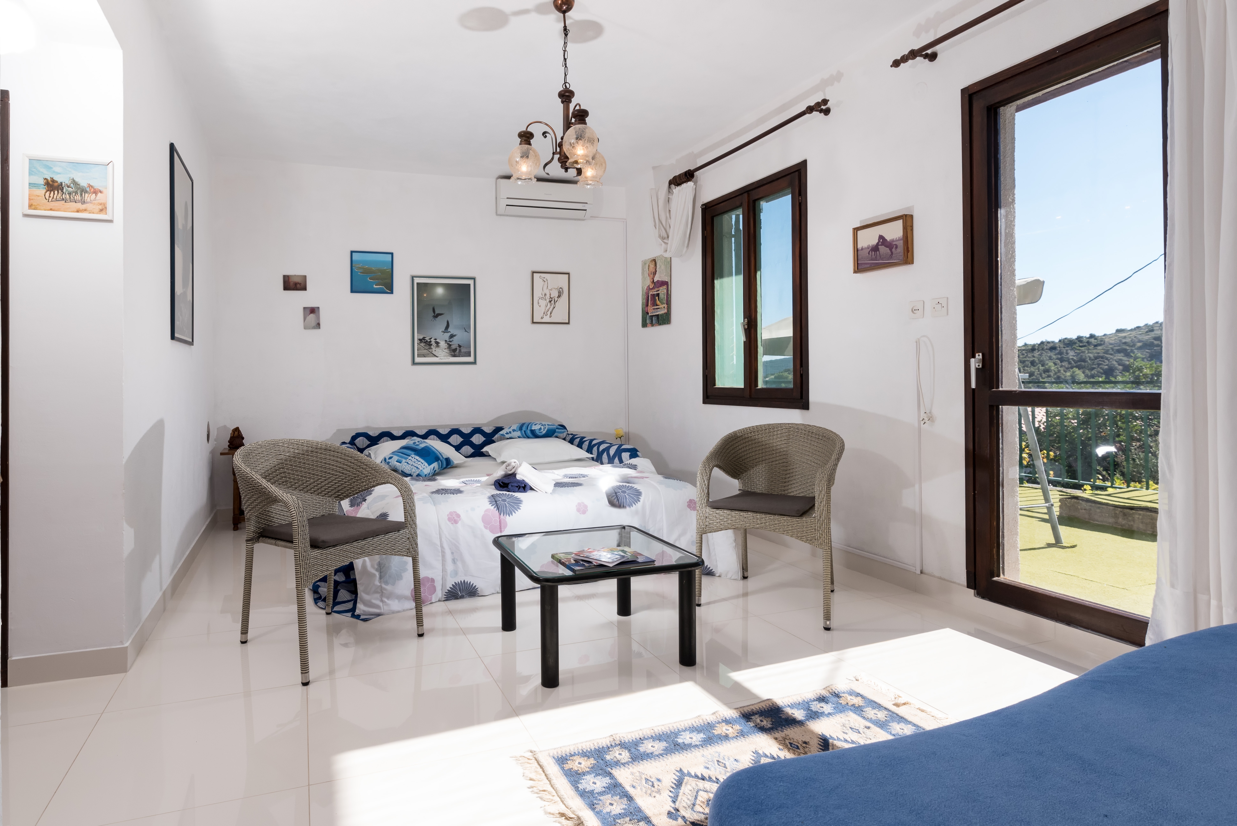 Two bedroom house near beach Vinišće, Trogir (K-20520) Two bedroom house near beach Vinišće, Trogir (K-20520)