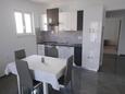 Metajna, Кухня в размещении типа apartment, WiFi.