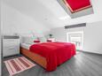 Спальня 2 Punat, Спальня 2 в размещении типа apartment, WiFi.