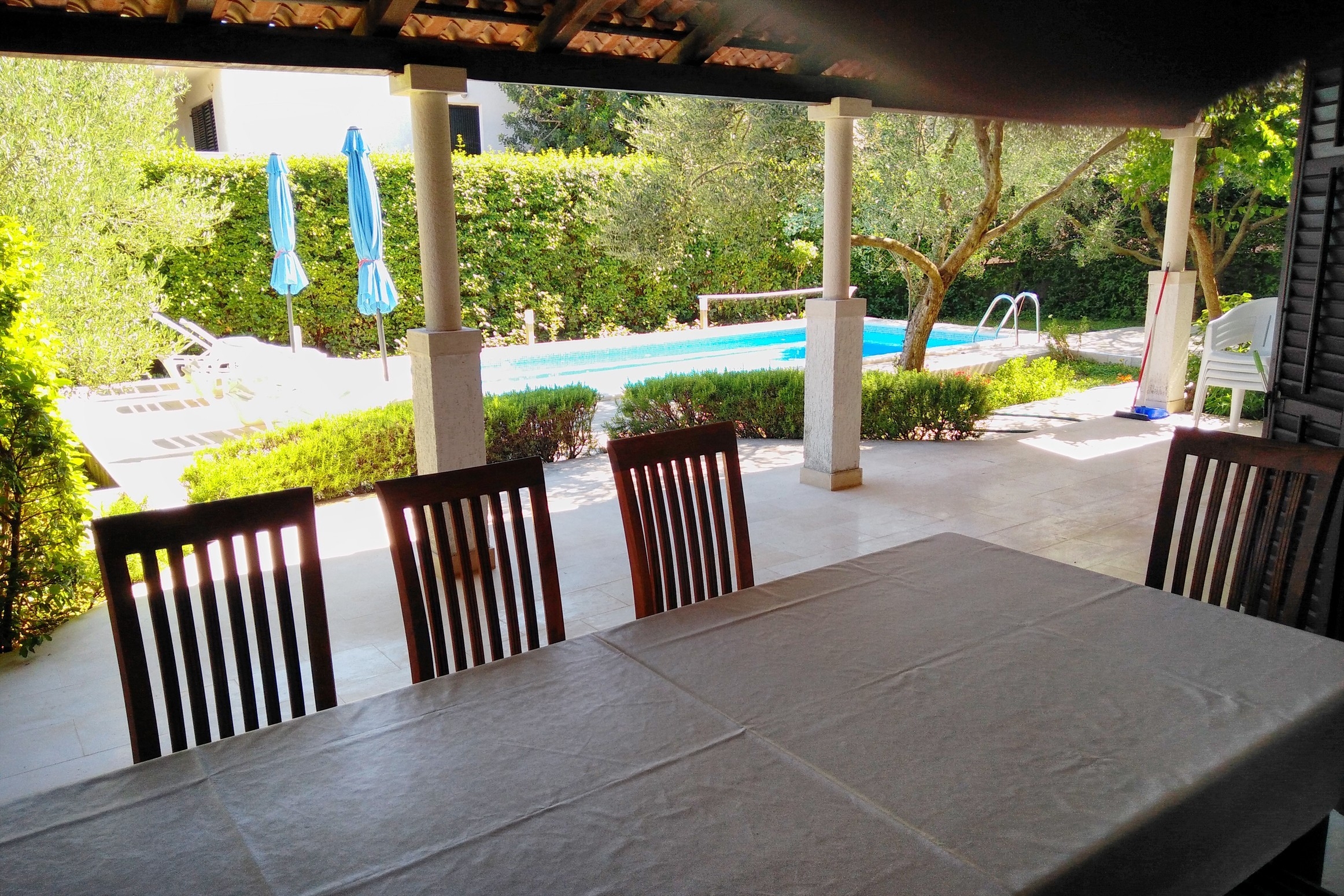 Three bedroom apartment with terrace Mavarštica, Čiovo (A-2053-c) Three bedroom apartment with terrace Mavarštica, Čiovo (A-2053-c)