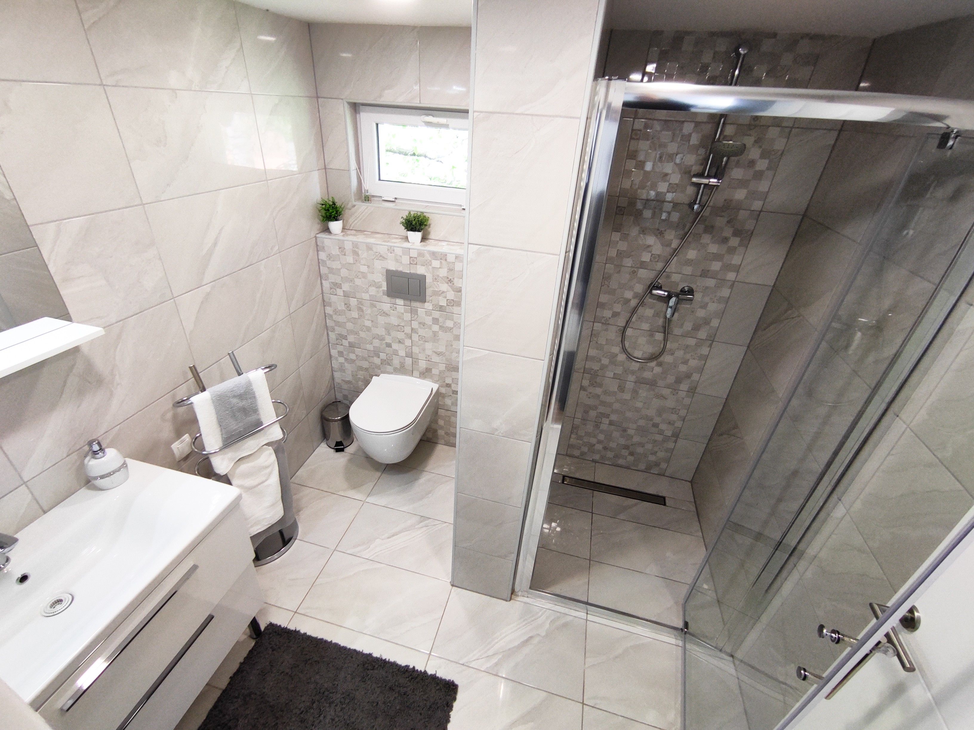Two bedroom house with terrace Varaždin Breg, Zagorje  K