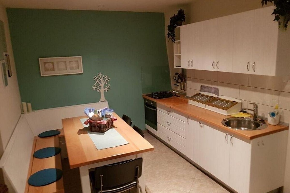 Three bedroom house with balcony Vrbovsko, Gorski kotar  K