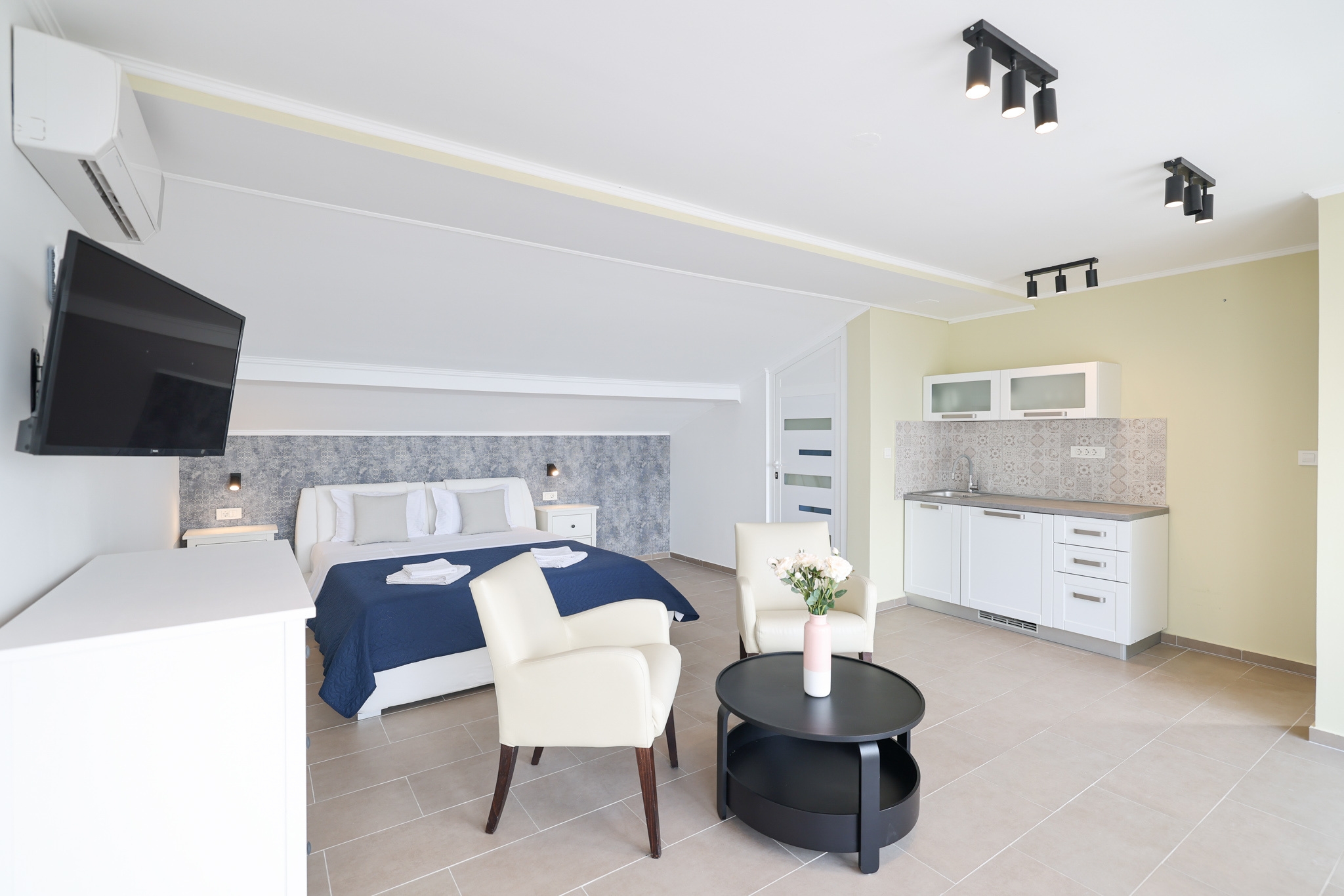 One bedroom apartment near beach Petrčane, Zadar  A-a