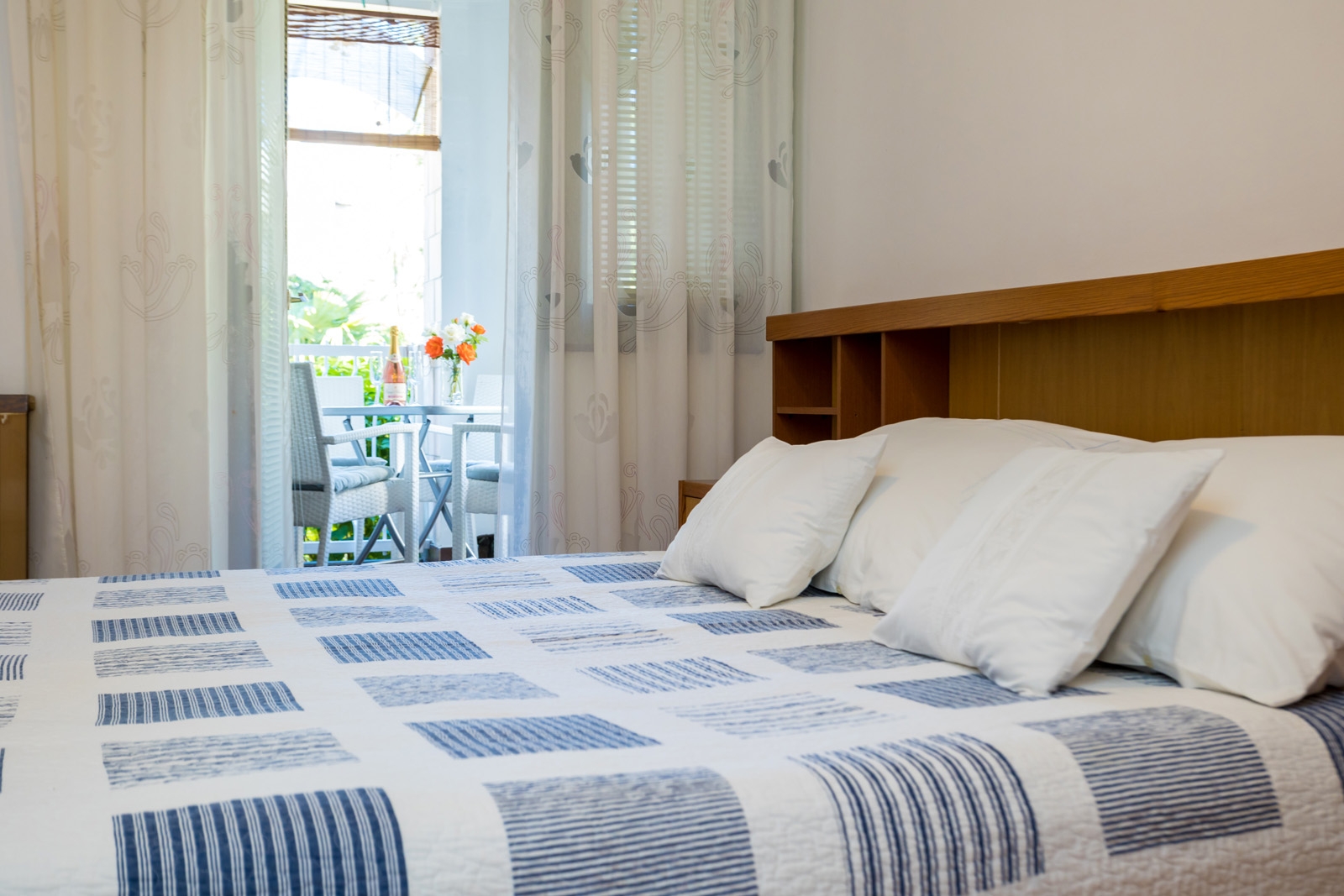 Two bedroom apartment with balcony Njivice, Krk (A-20547-a)