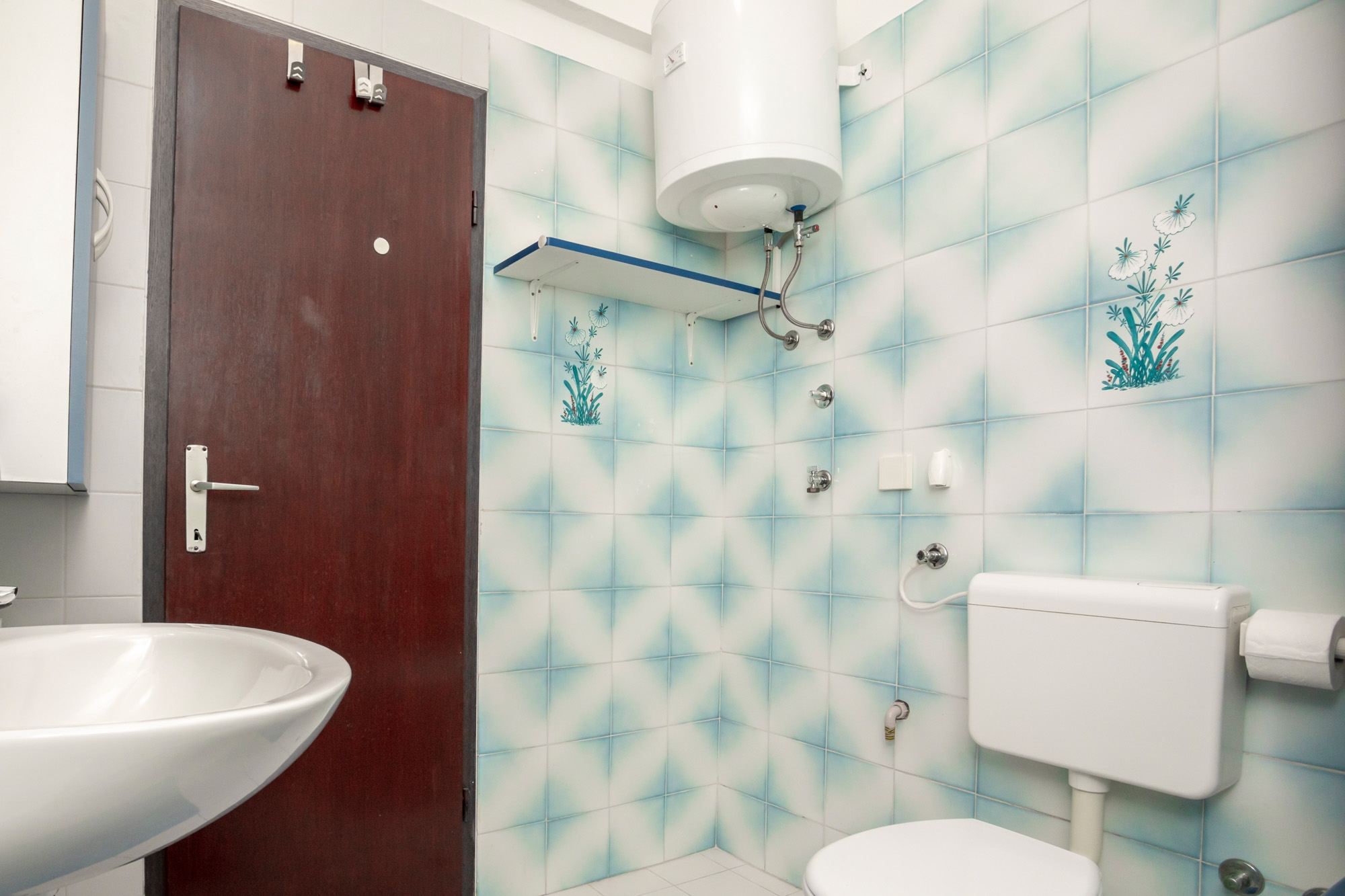 Two bedroom apartment with terrace Njivice, Krk  A-a