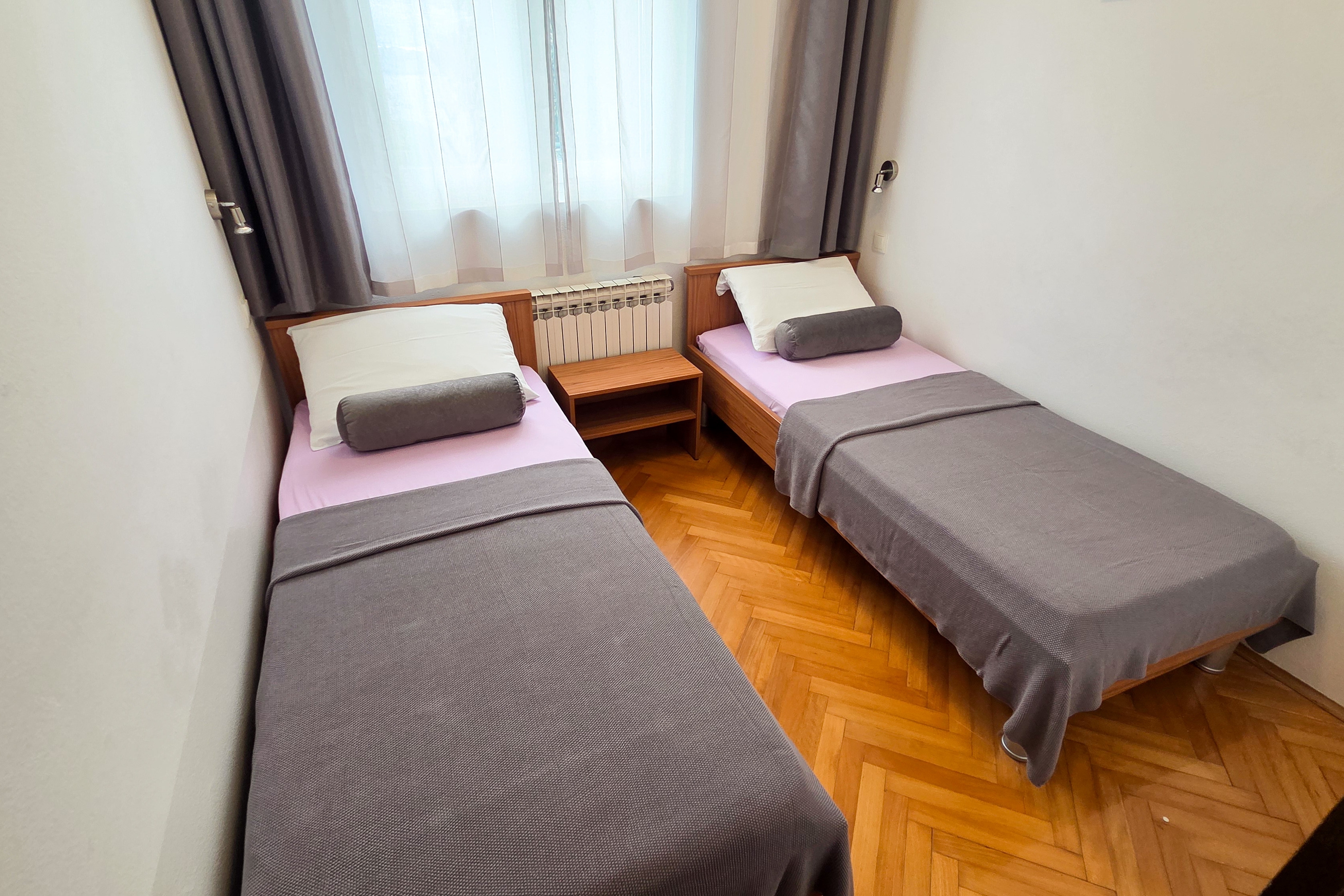 Two bedroom apartment with terrace Njivice, Krk  A-a
