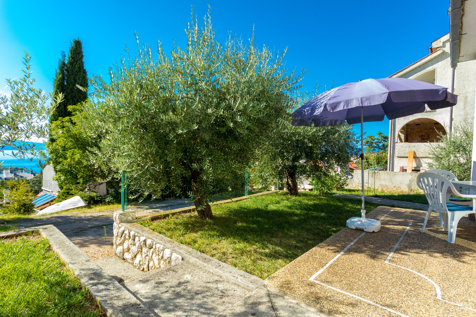 Two bedroom apartment with terrace Njivice, Krk  A-a