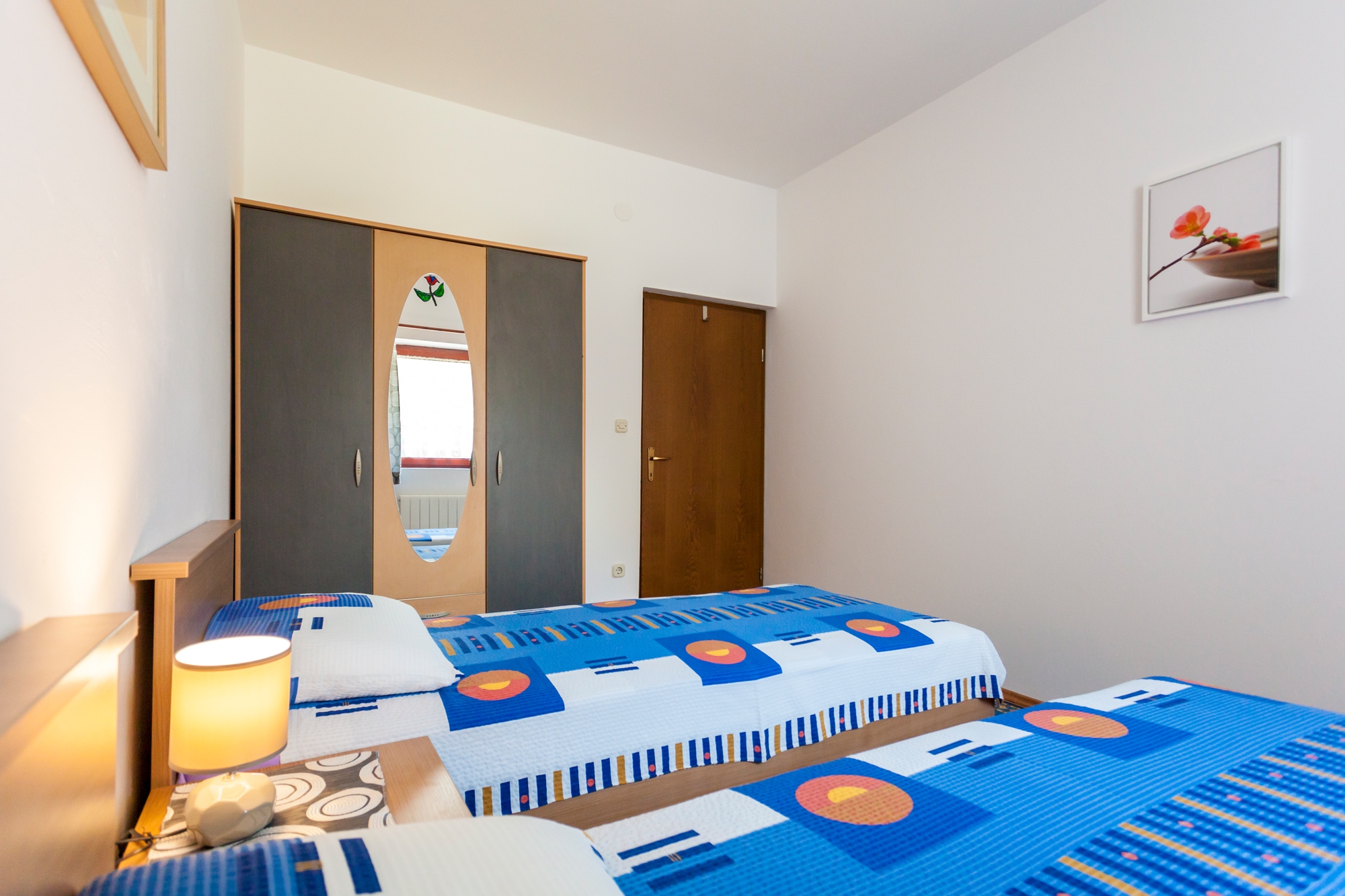 Two bedroom apartment with terrace Njivice, Krk  A-c