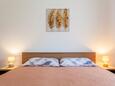 Njivice, Спальня 1 в размещении типа apartment, WiFi.