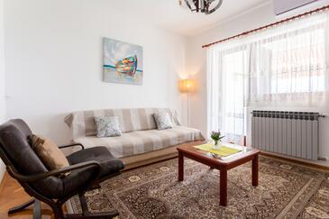 Njivice, Гостиная в размещении типа apartment, доступный кондиционер и WiFi.