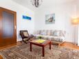 Njivice, Гостиная в размещении типа apartment, доступный кондиционер и WiFi.