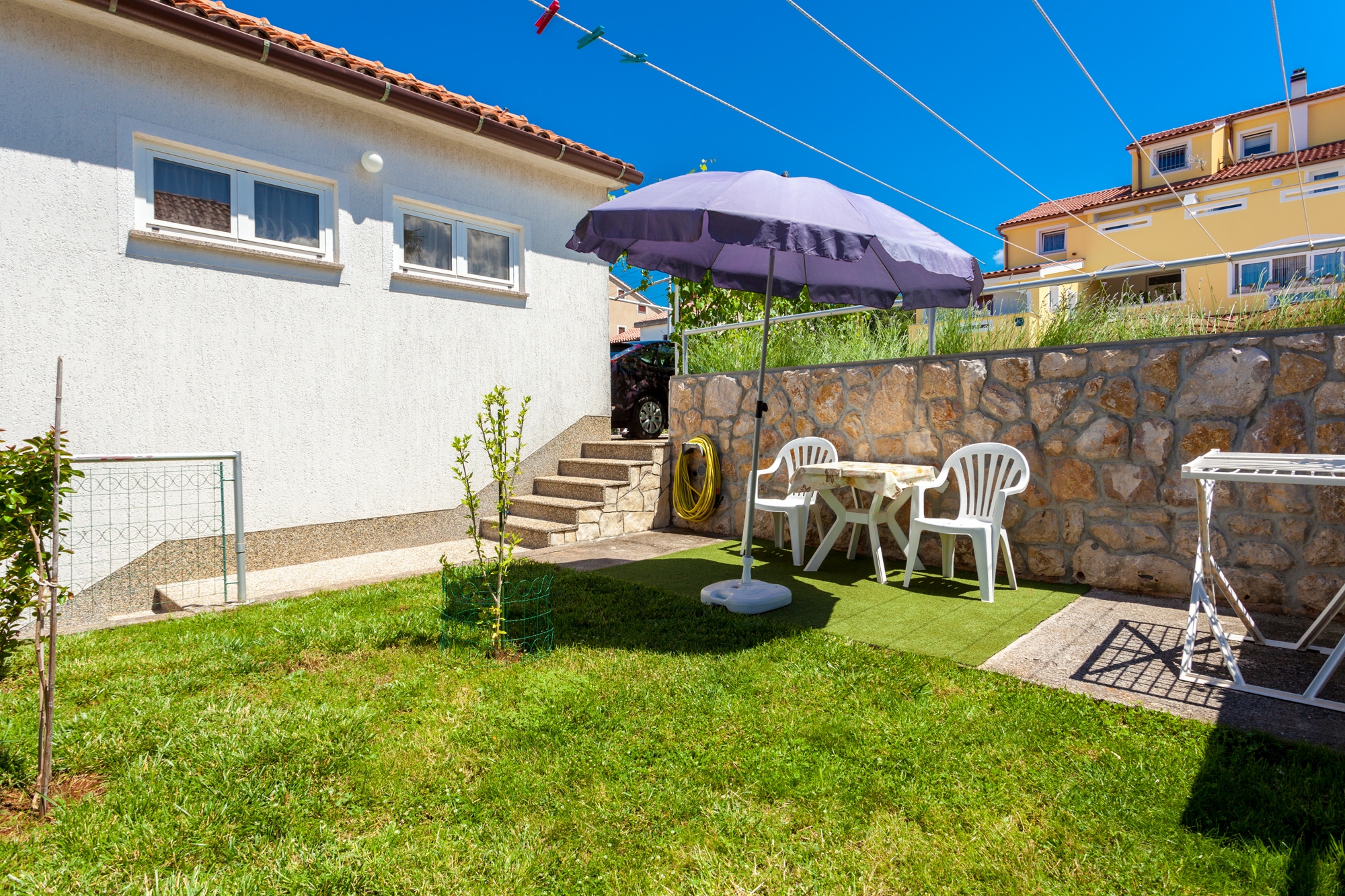 Studio flat with terrace Njivice, Krk  AS-a