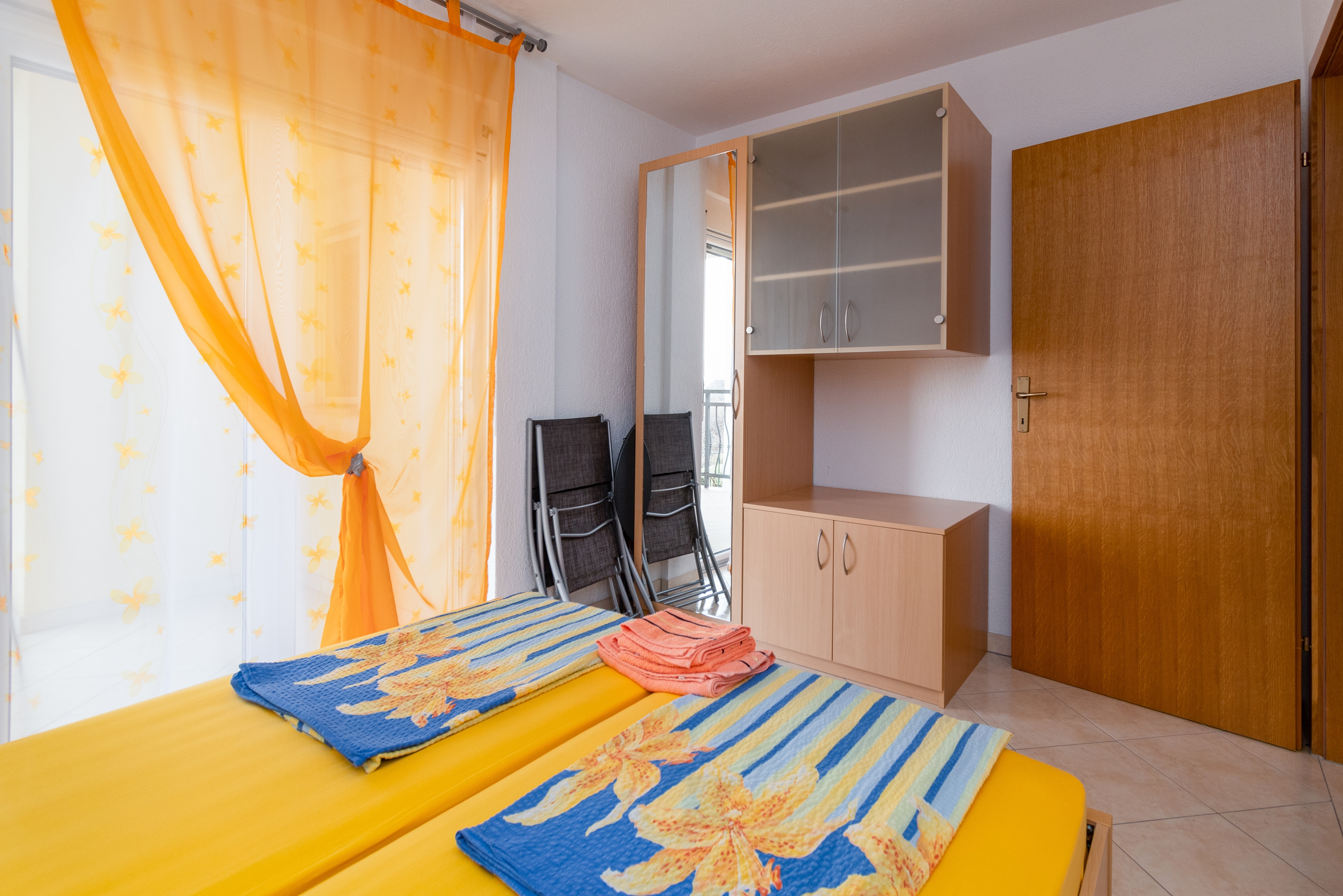 Four bedroom apartment with terrace and sea view Klenovica, Novi Vinodolski  A-a