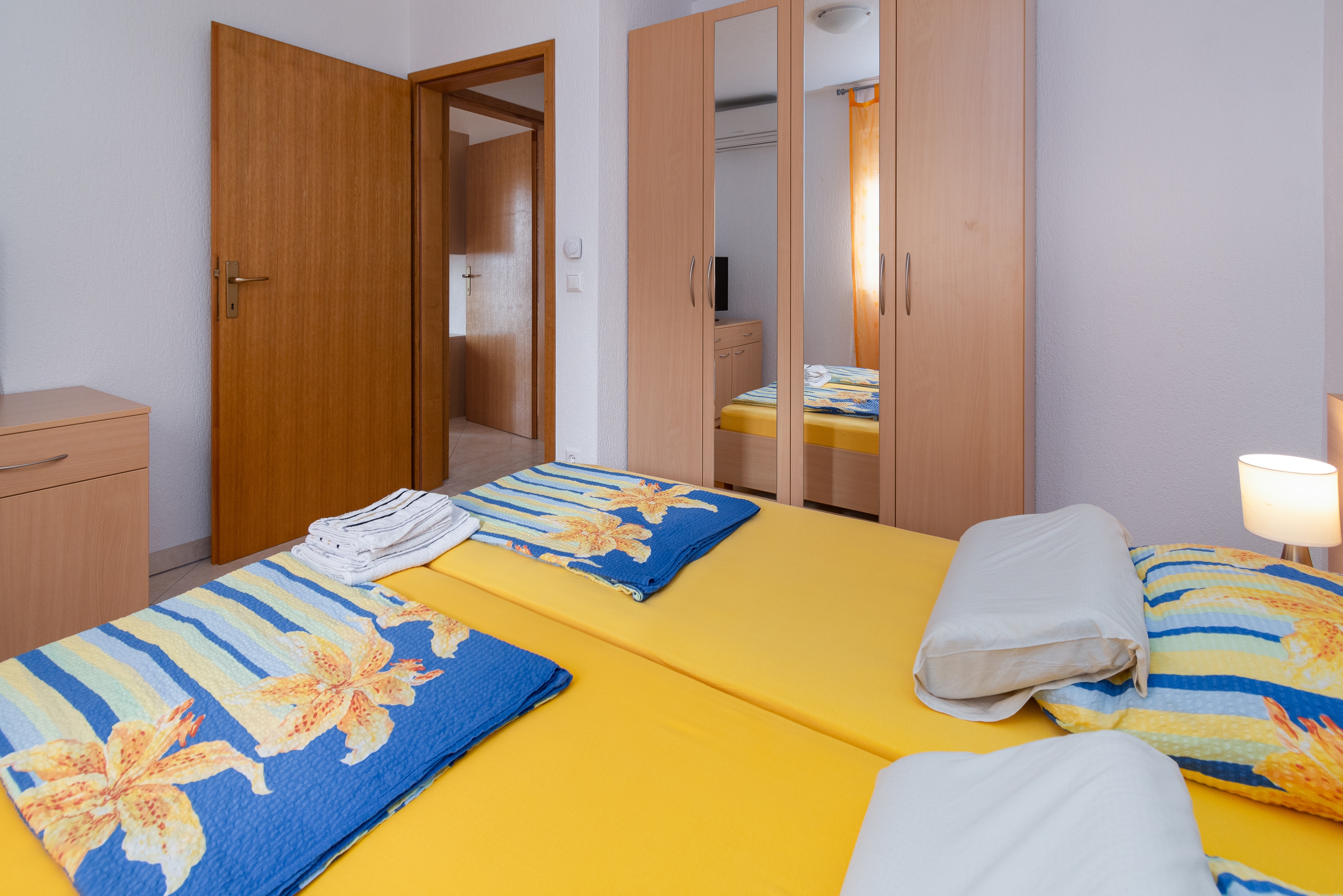 Four bedroom apartment with terrace and sea view Klenovica, Novi Vinodolski  A-a