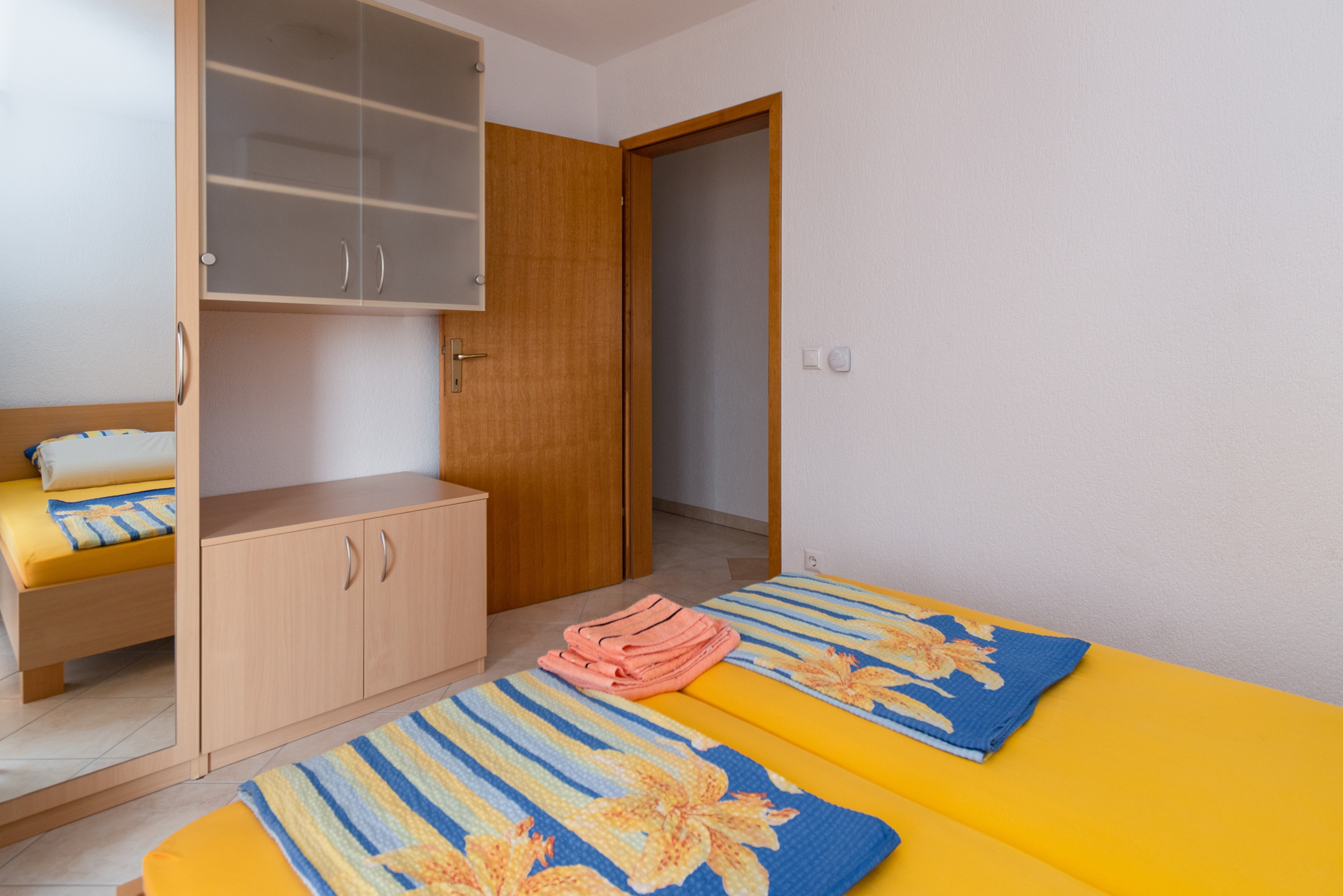 Four bedroom apartment with terrace and sea view Klenovica, Novi Vinodolski  A-a