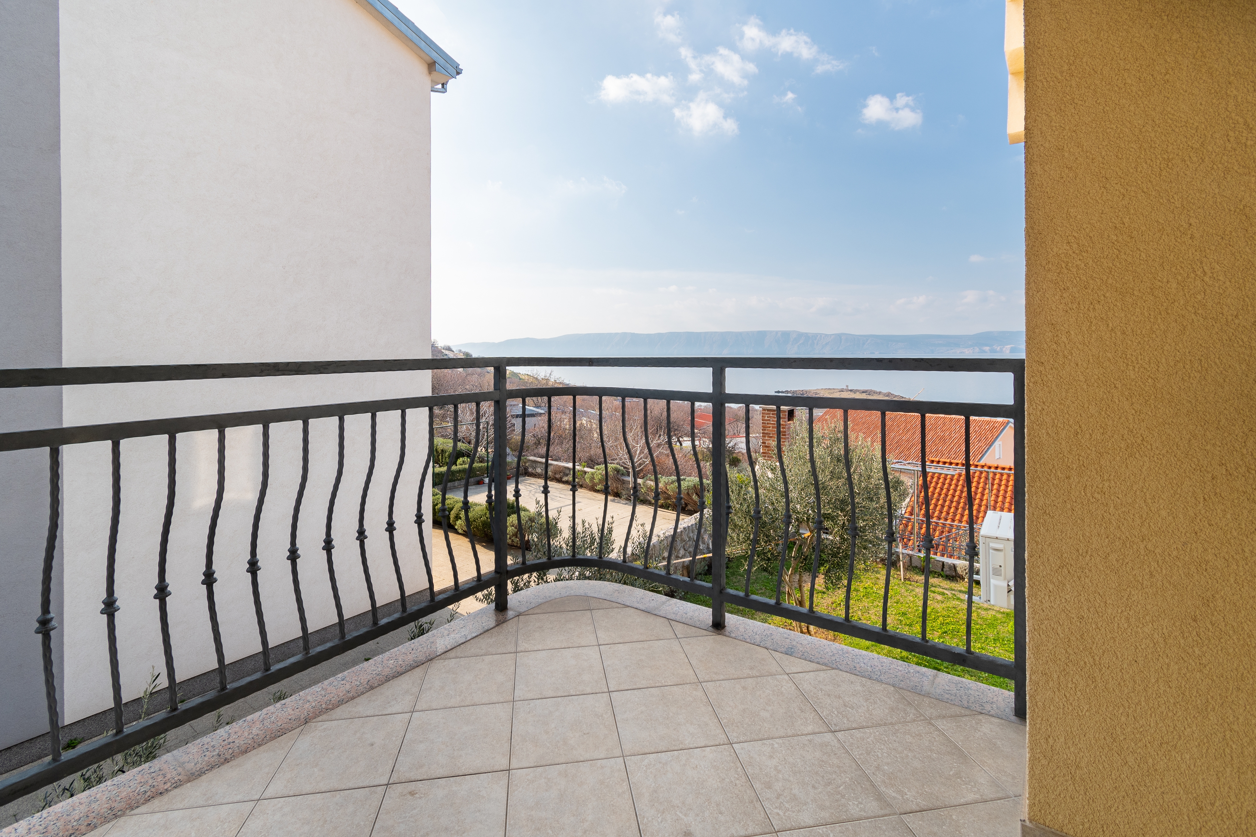Four bedroom apartment with terrace and sea view Klenovica, Novi Vinodolski  A-a