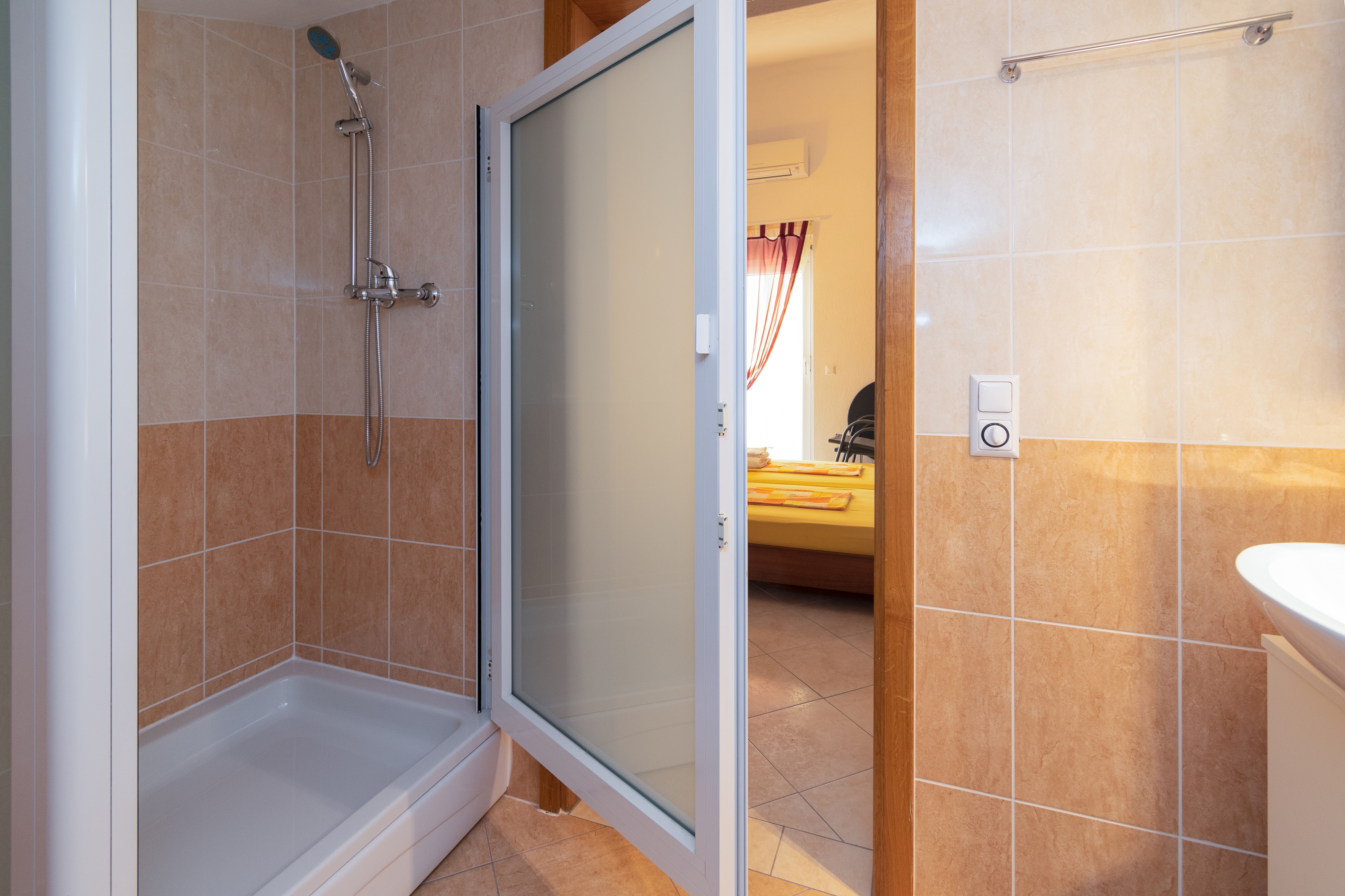 Two bedroom apartment with terrace and sea view Klenovica, Novi Vinodolski  A-b