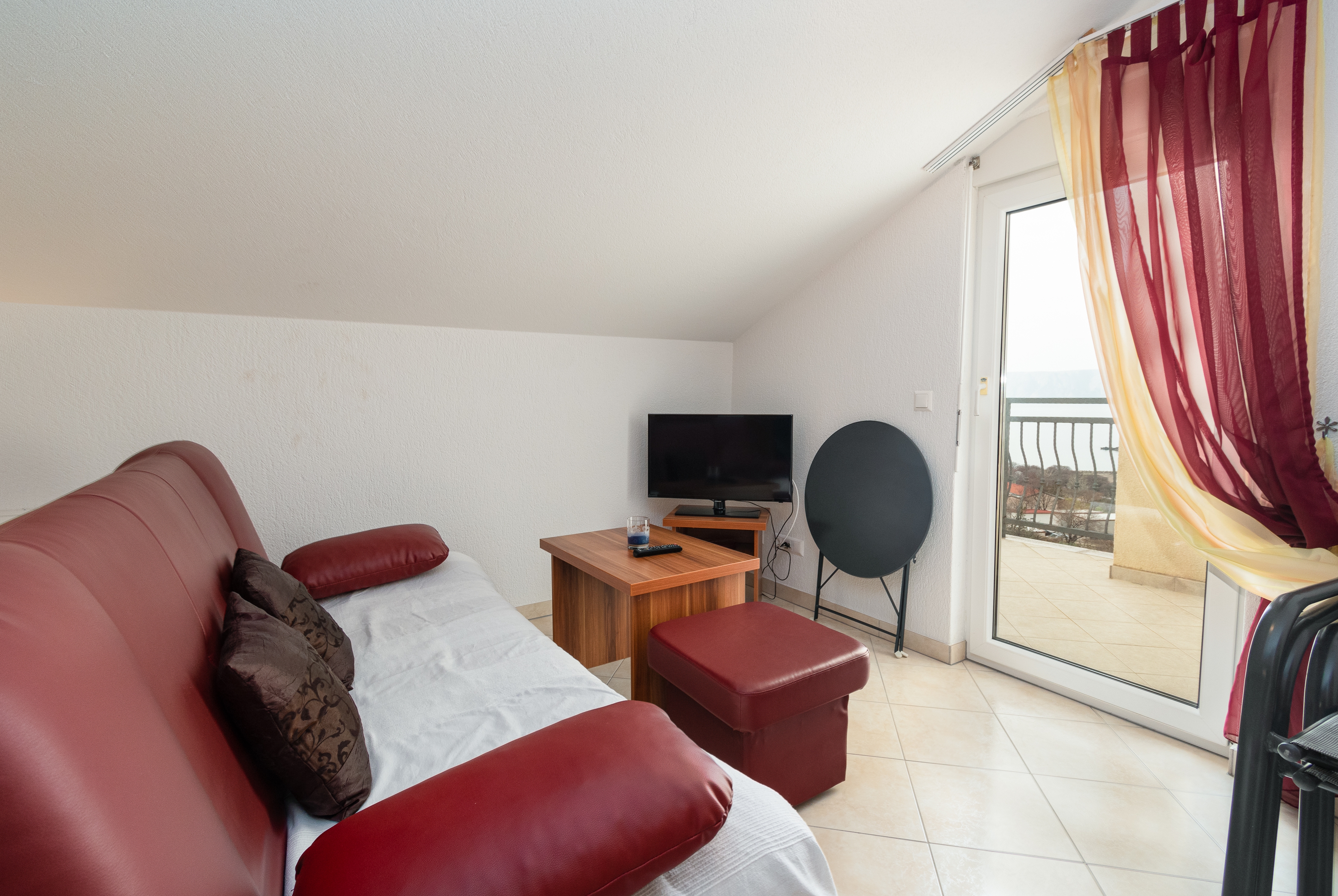 Studio flat with balcony and sea view Klenovica, Novi Vinodolski (AS-20556-a)