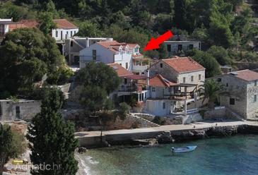 Property Uvala Tvrdni Dolac, Hvar, Property 2056 - Apartments near sea with pebble beach.