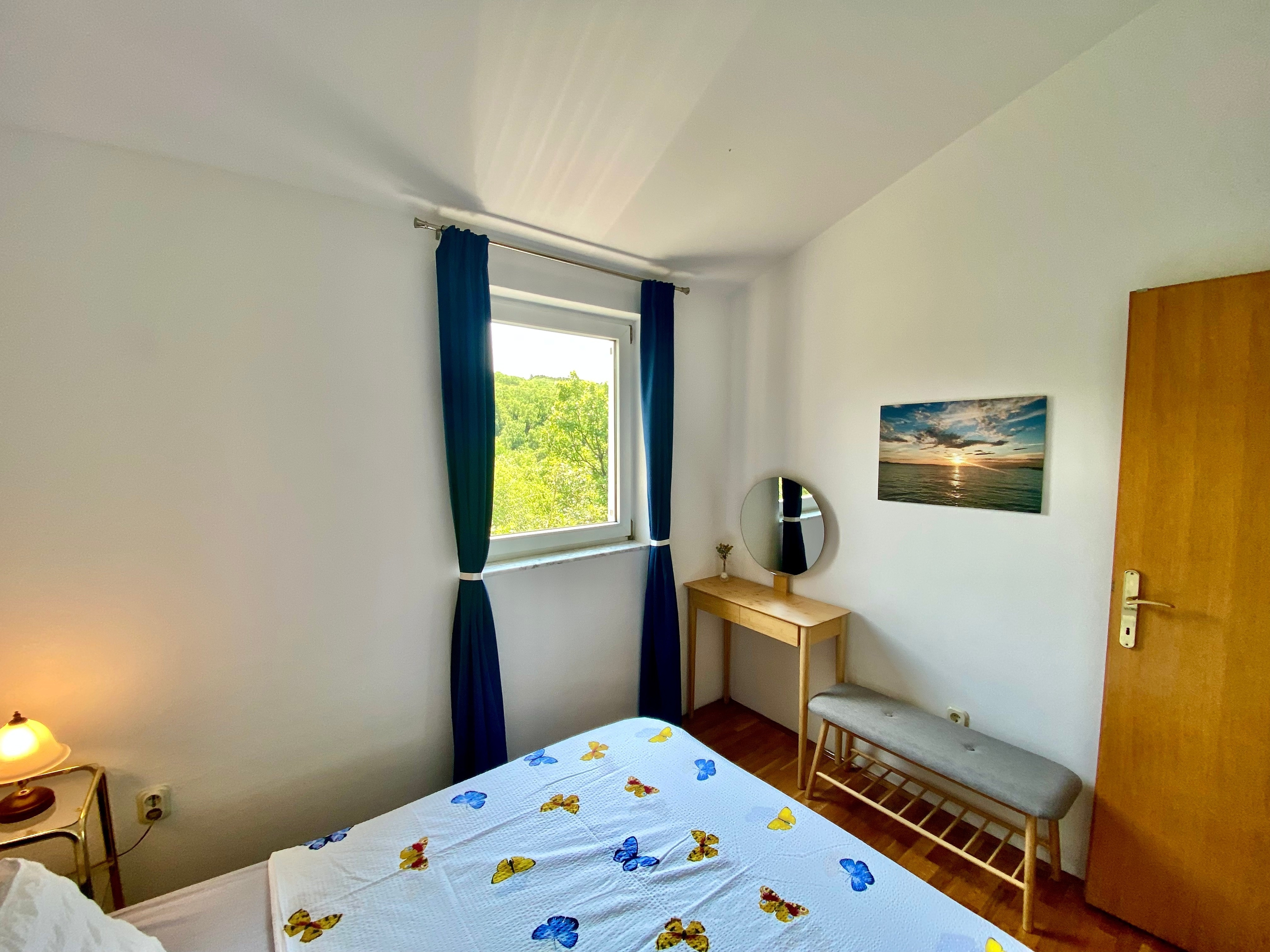 Comfortable and spacious house with terrace Donji Zagon, Novi Vinodolski  K