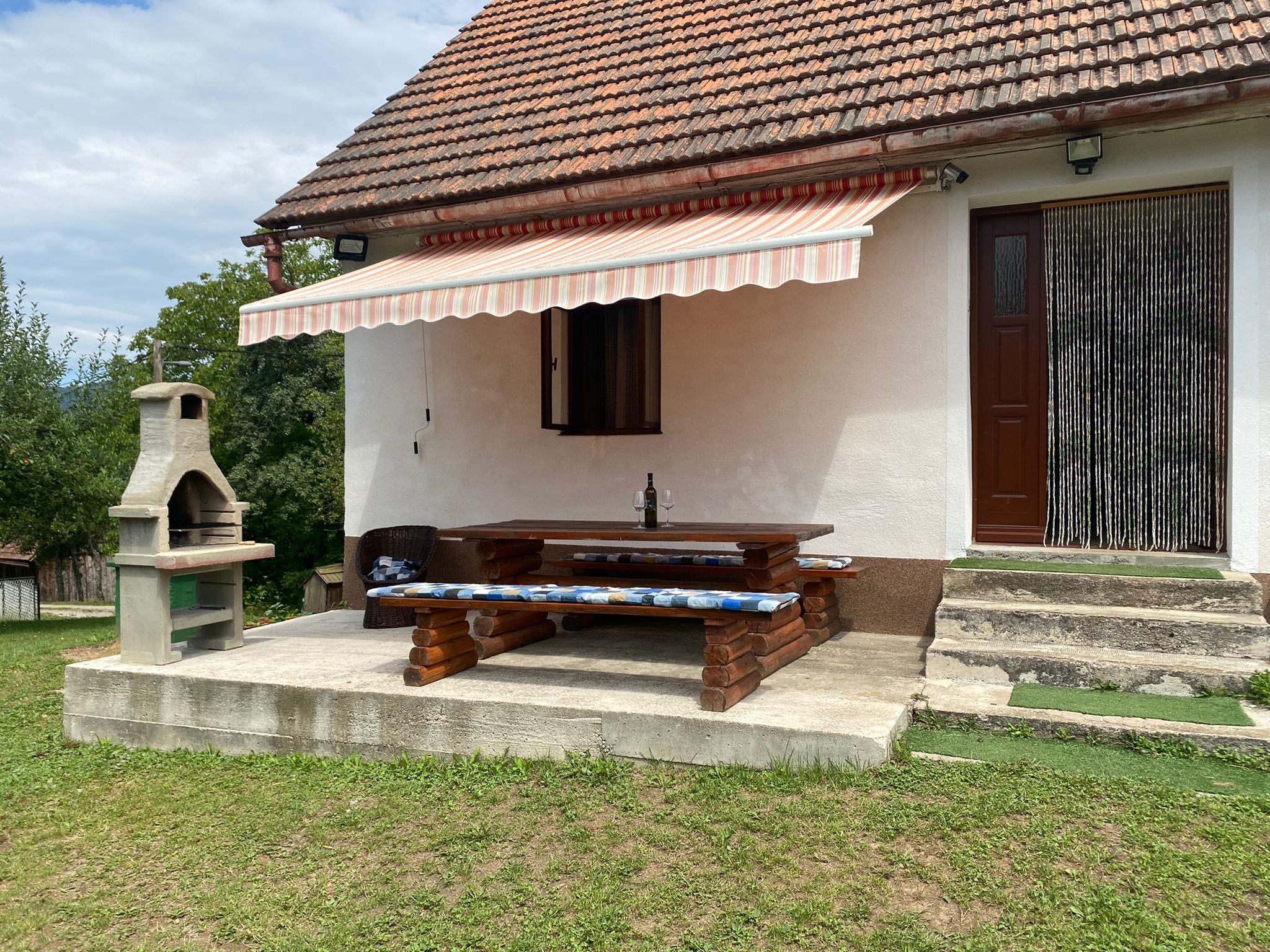 Two bedroom house with terrace Zakrajc Brodski, Gorski kotar  K