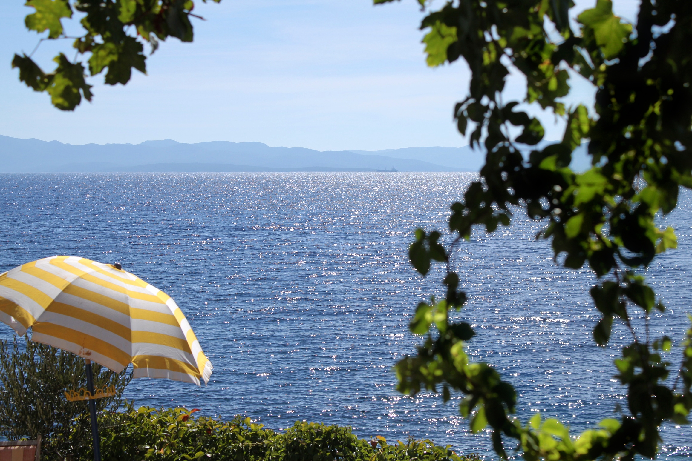 Four bedroom house near beach Cove Tvrdni Dolac, Hvar  K