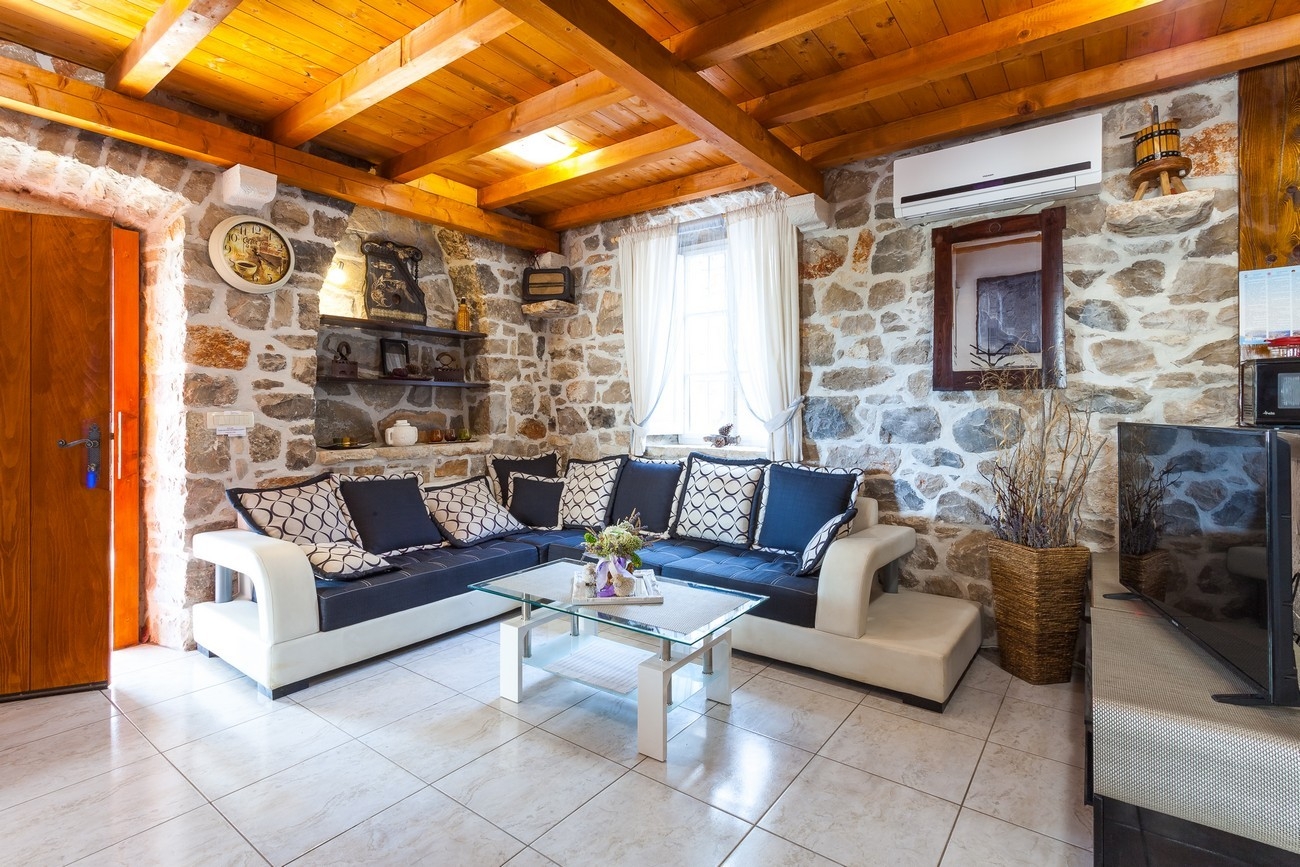 Three bedroom apartment with terrace Orebić, Pelješac (A-20576-a)