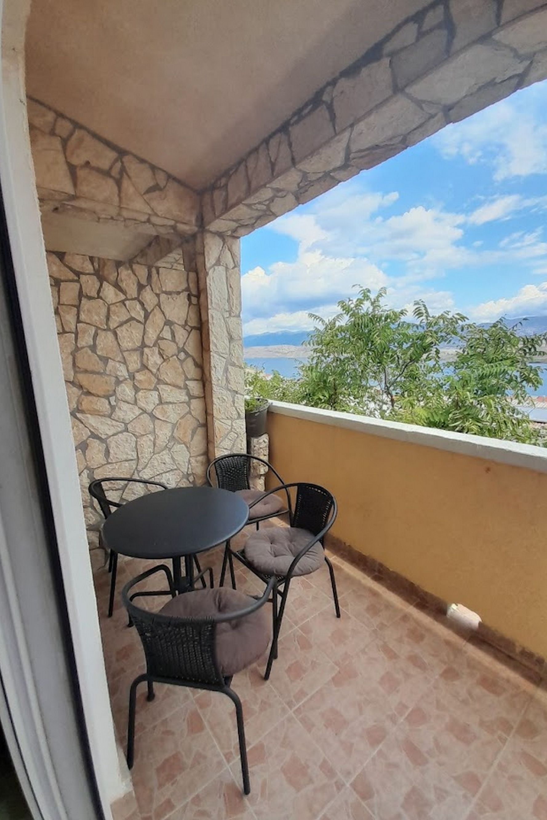 One bedroom apartment with balcony and sea view Pag  A-b