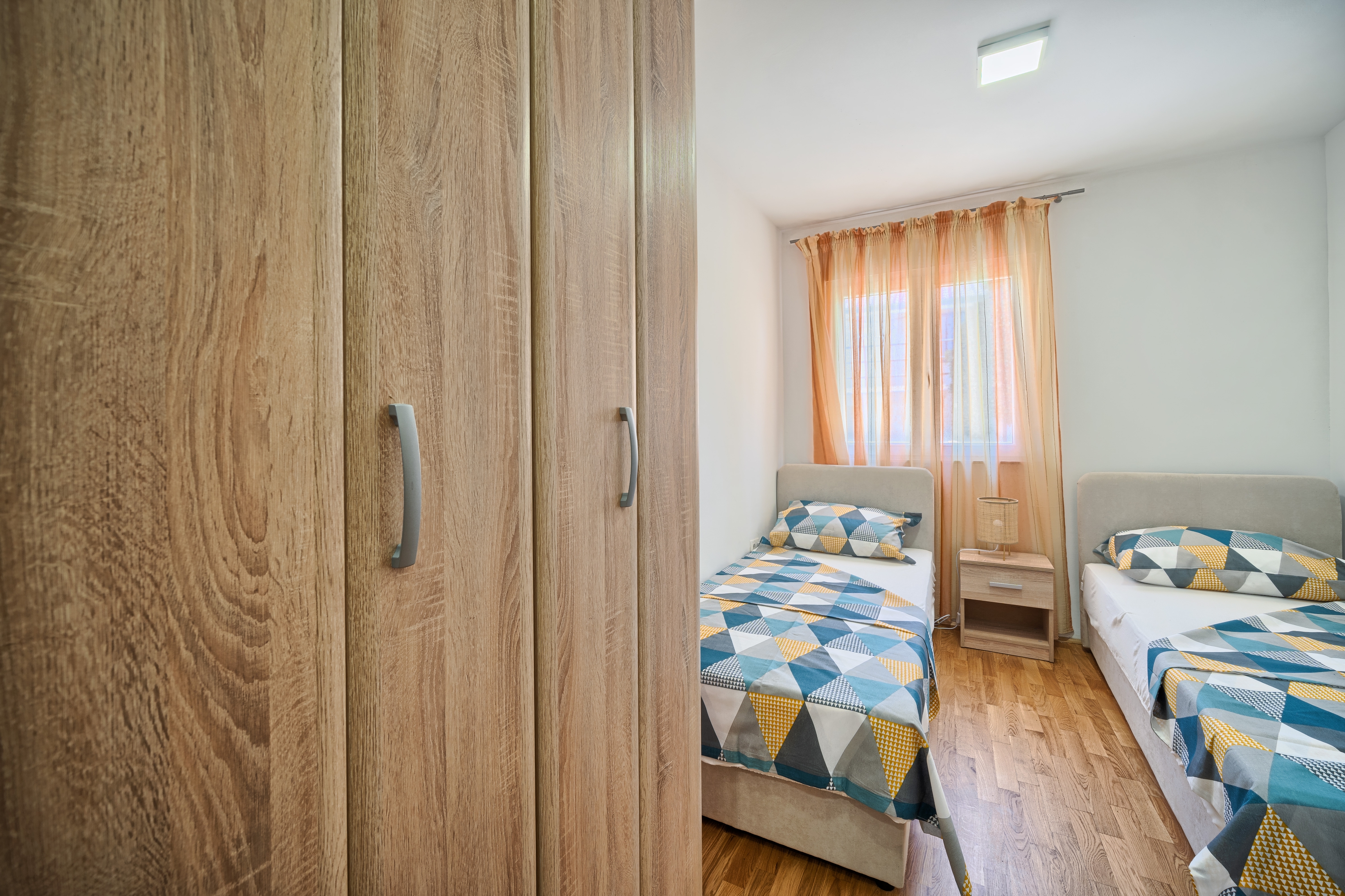 Two bedroom apartment with terrace Kaštel Lukšić, Kaštela  A-b