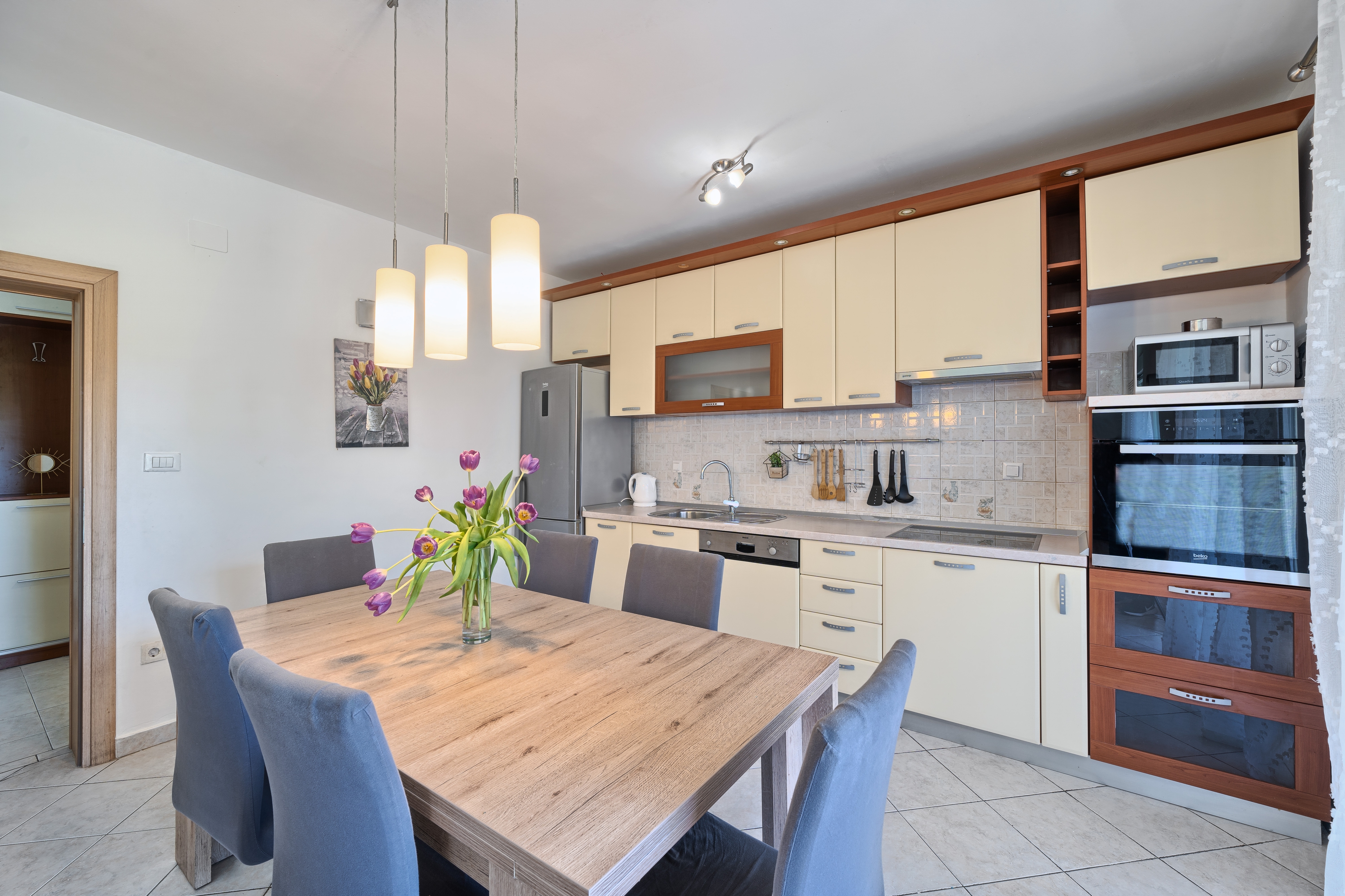 Two bedroom apartment with terrace Kaštel Lukšić, Kaštela  A-b