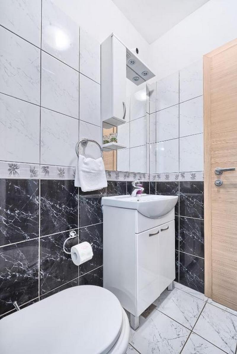One bedroom apartment with terrace Kaštel Lukšić, Kaštela  A-d