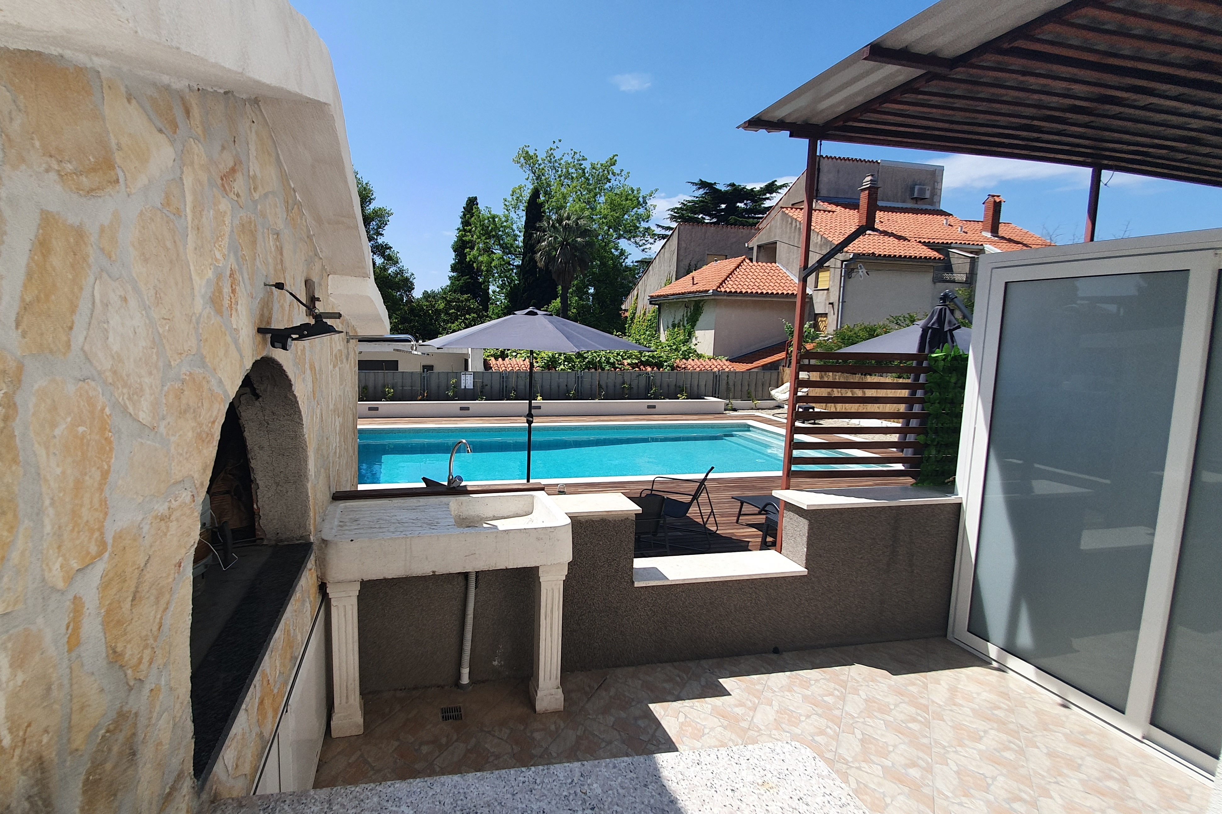 One bedroom apartment with terrace Kaštel Lukšić, Kaštela  A-d