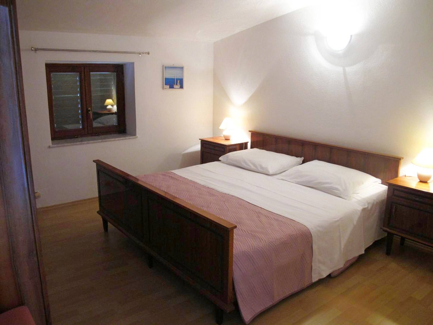 Three bedroom apartment with terrace Ždrelac, Pašman (A-20583-a)