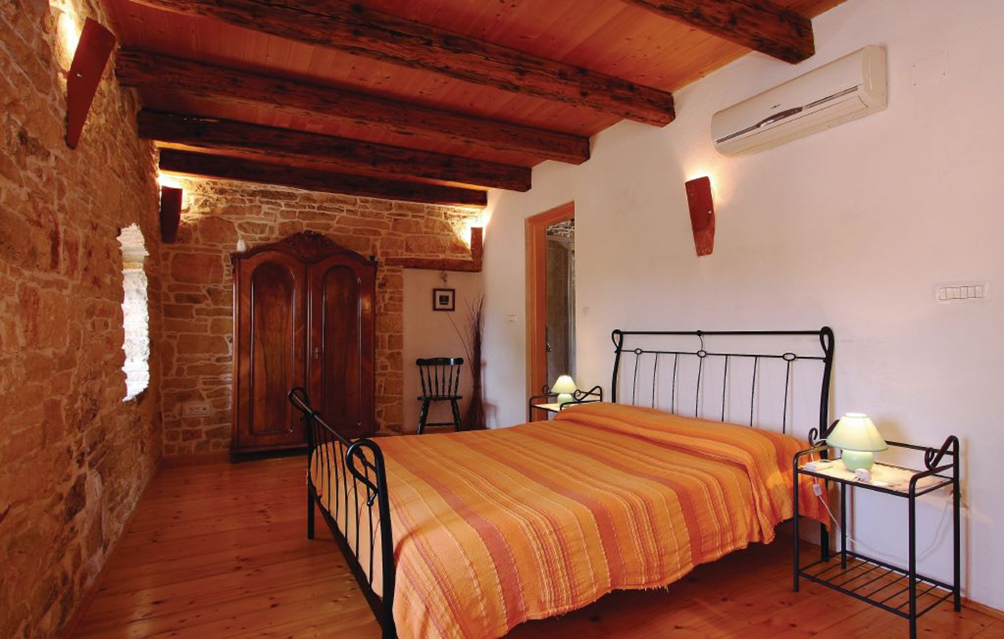 Comfortable and spacious house with air-conditioning Kranjčići, Central Istria - Središnja Istra  K
