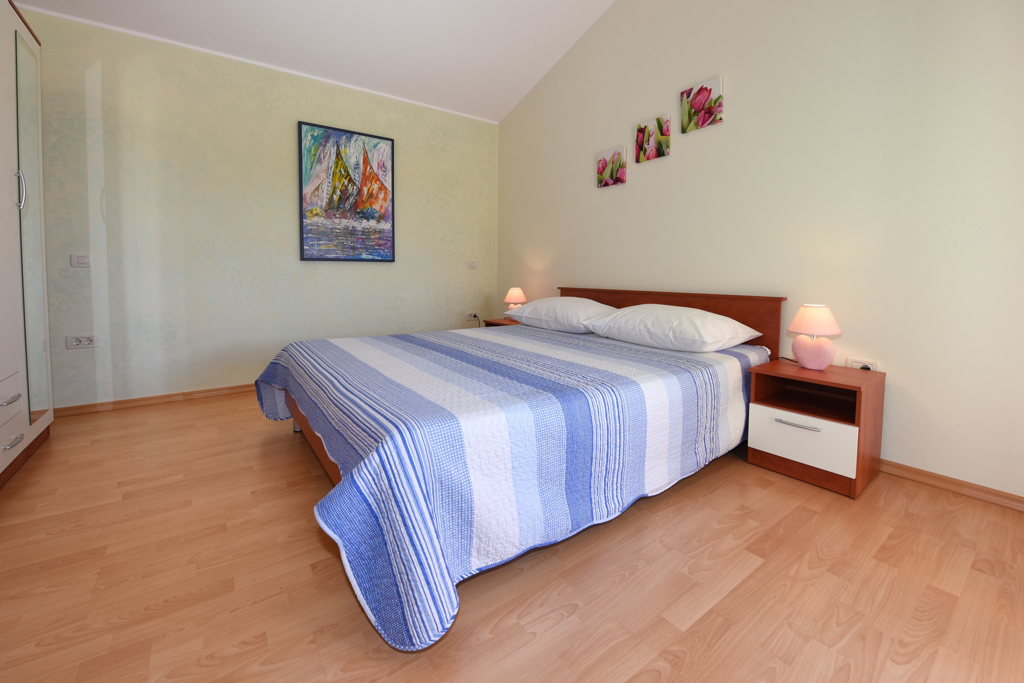 Three bedroom house with terrace Mofardini, Central Istria - Središnja Istra  K