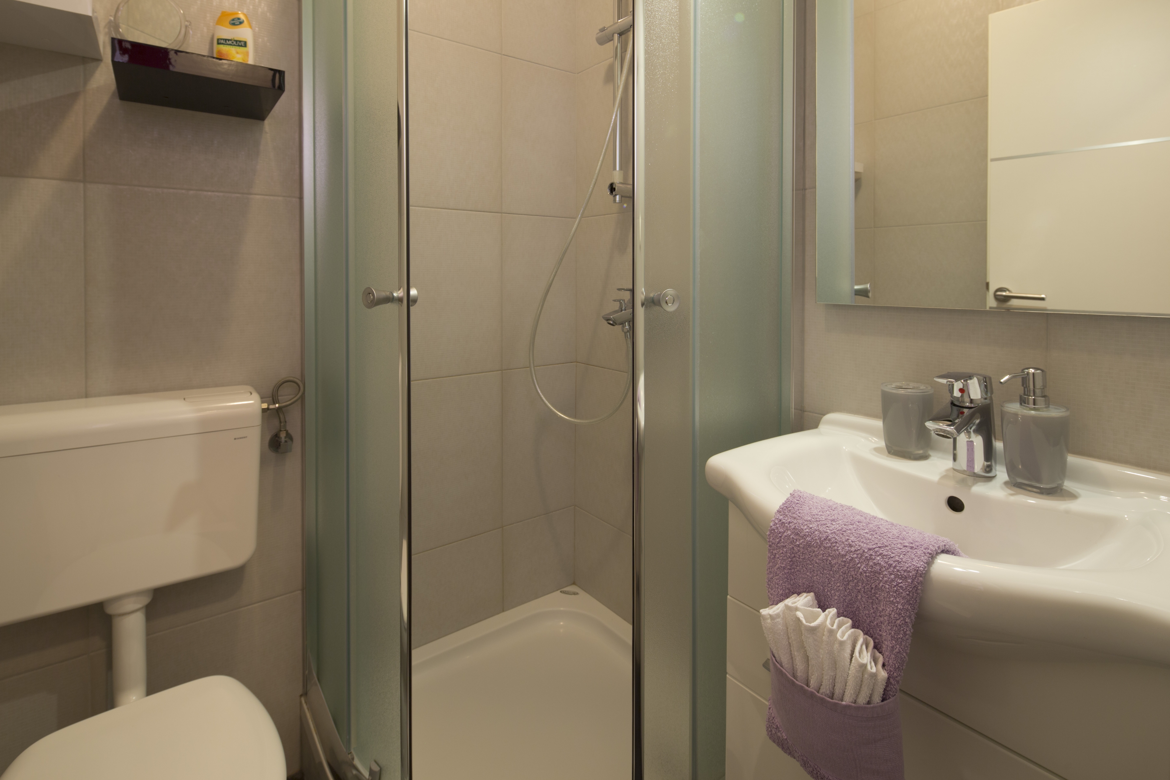 Two bedroom apartment with terrace Makarska  A-a