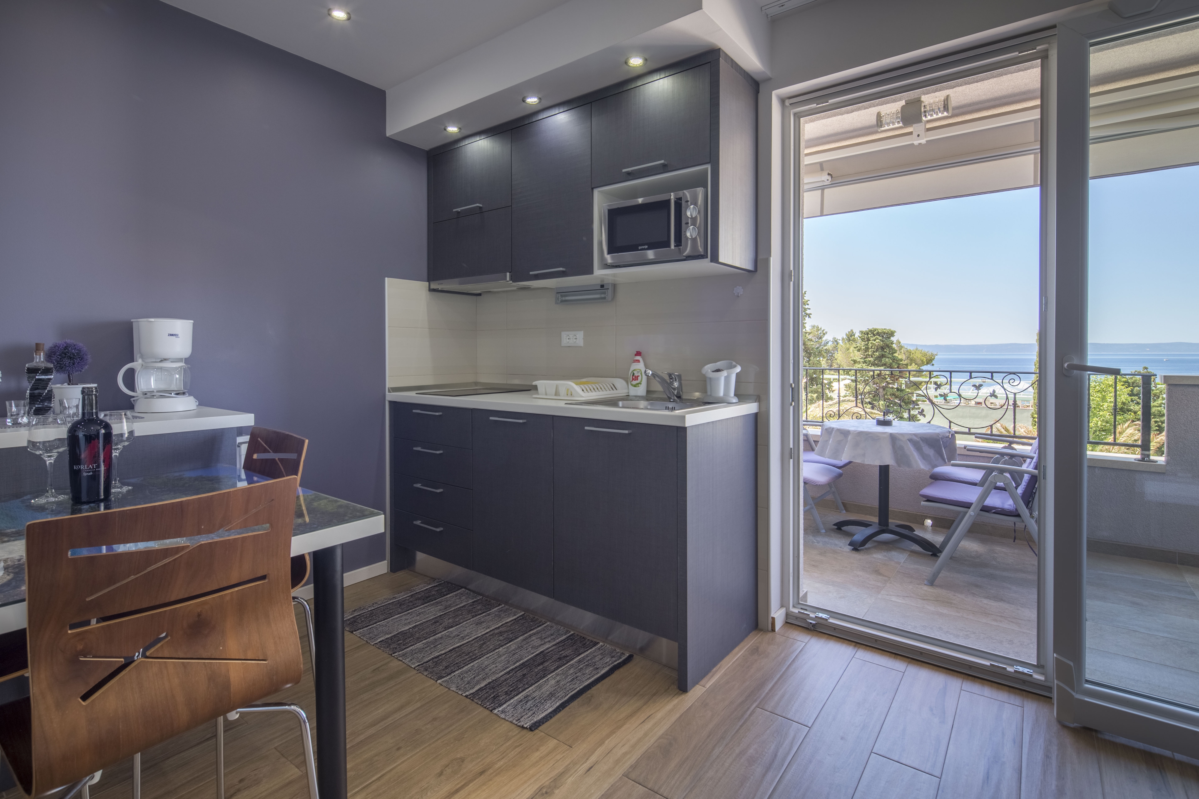 One bedroom apartment with terrace and sea view Makarska (A-20587-c) One bedroom apartment with terrace and sea view Makarska (A-20587-c)