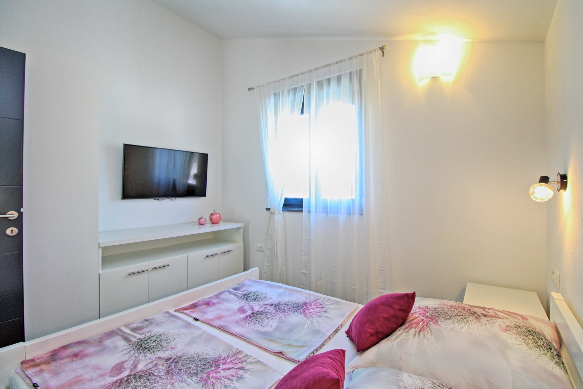 Three bedroom house with terrace Galižana, Fažana  K