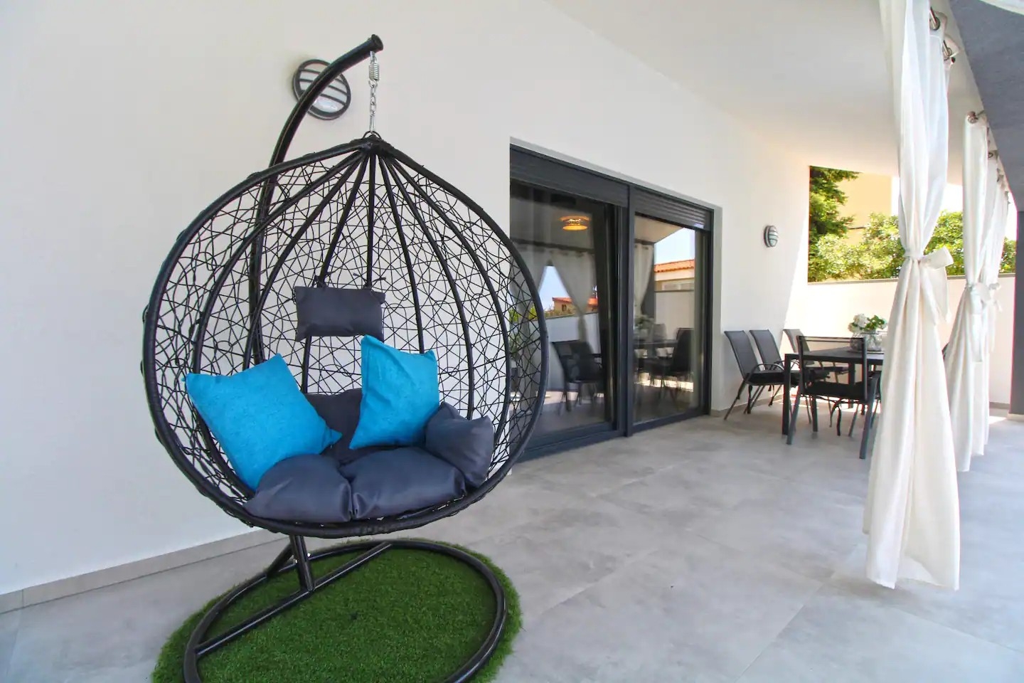 Three bedroom house with terrace Galižana, Fažana  K