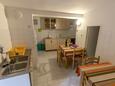 Mali Lošinj, Kitchen in the apartment, (pet friendly) and WiFi.